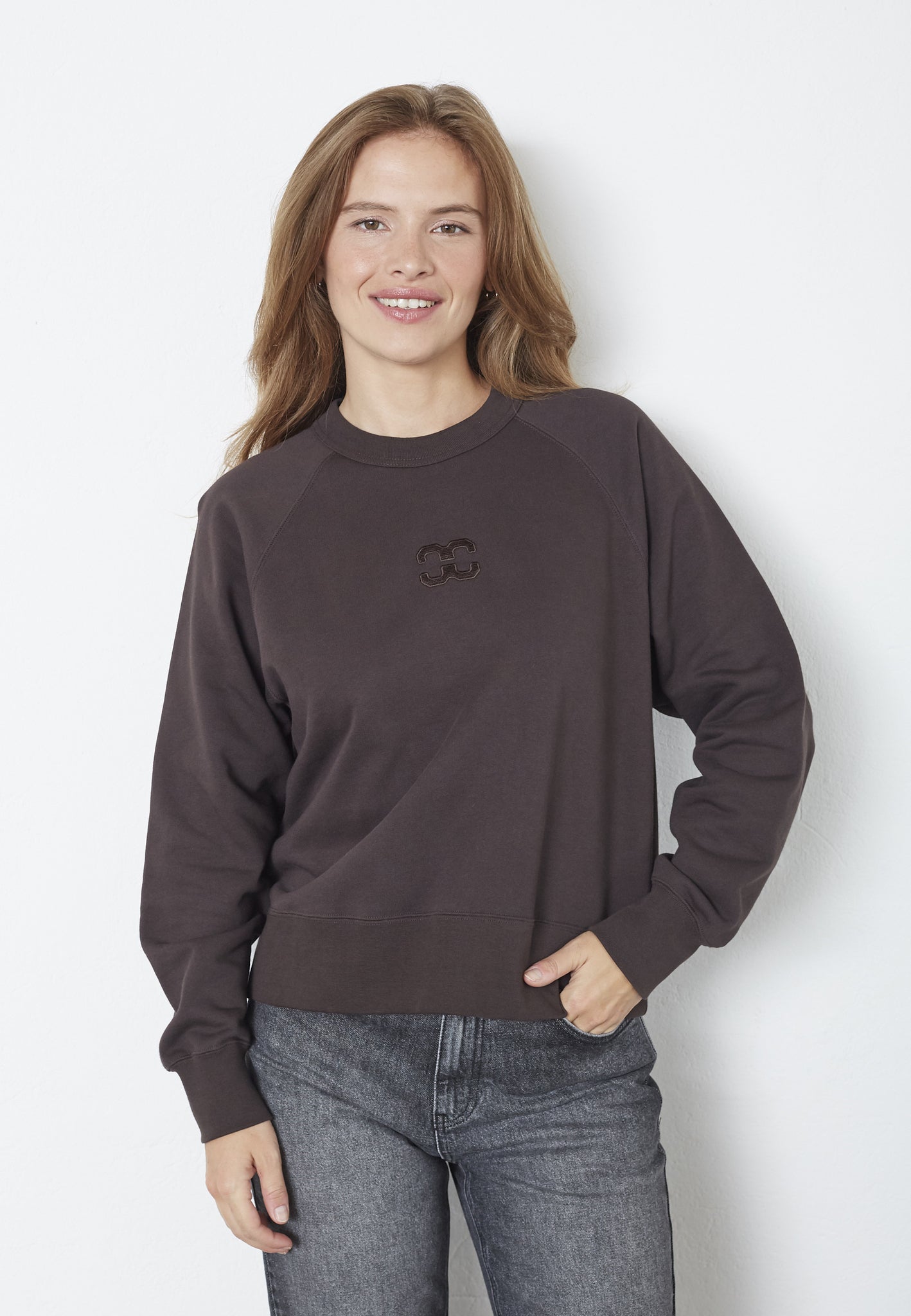 CO´ COUTURE Eris Emb Sweat Dark brown