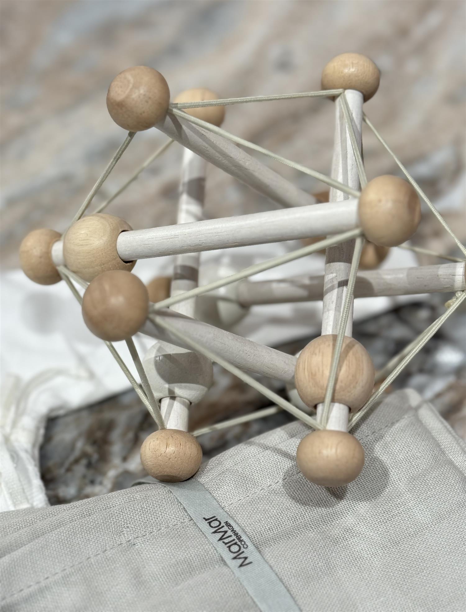 MANHATTAN TOYS Skwish rangle Krem