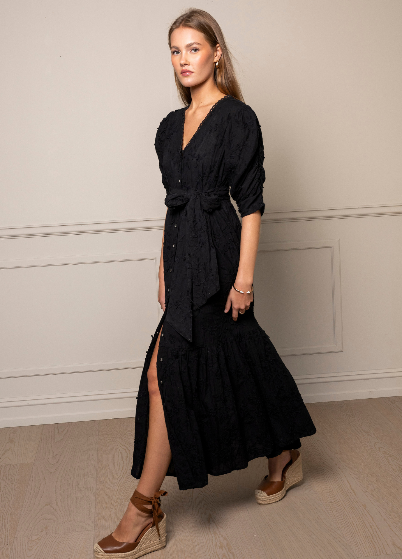 MISSMAYA Sylvie Dress Matte Black Sort