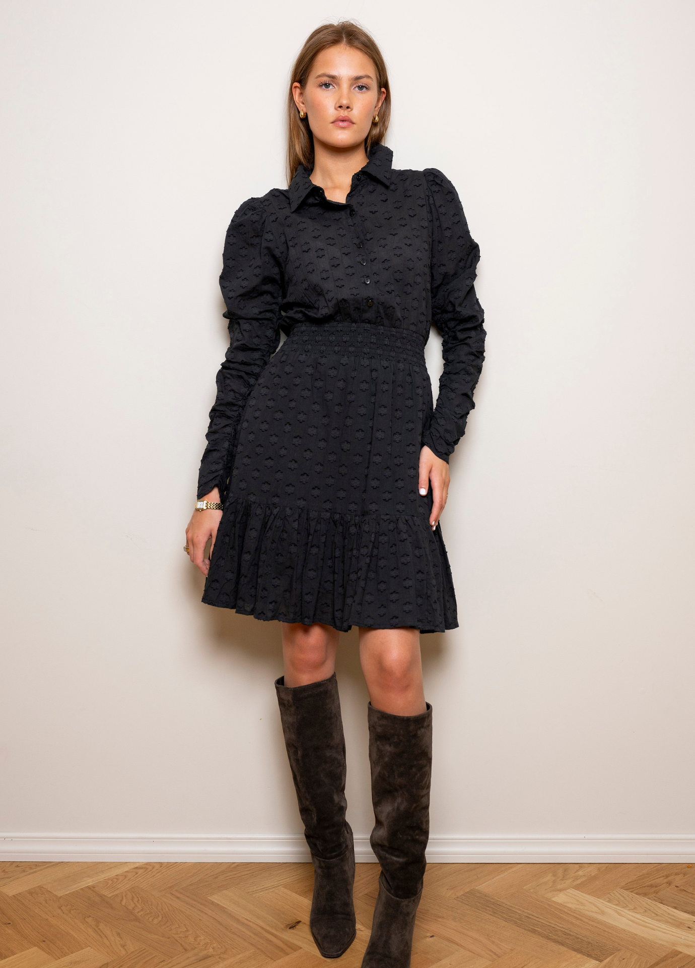 MISSMAYA Billie Dress Soil