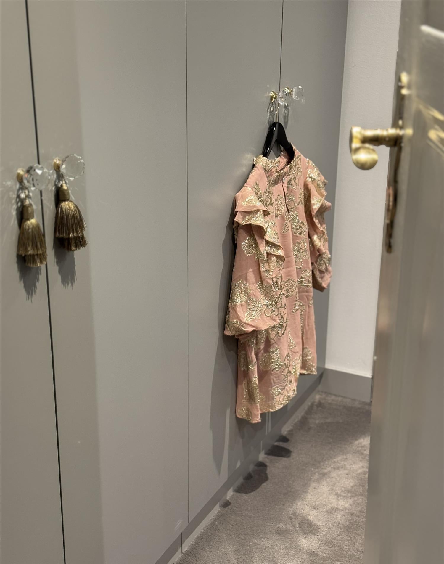 CULTURE Floi Blouse