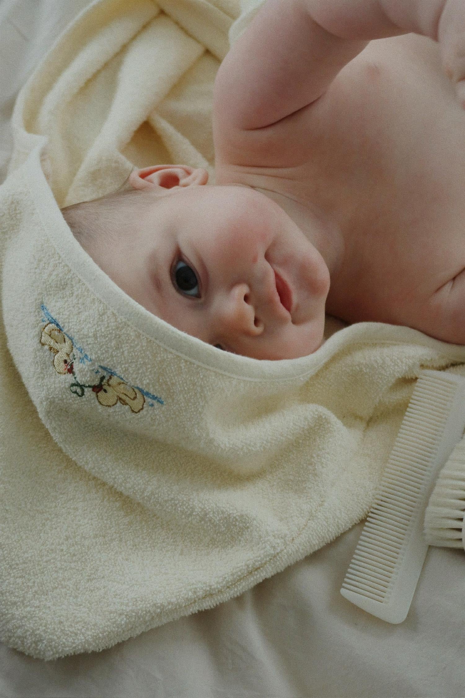 FANGA FONTANA by Konges Sløjd Figo Baby Towel GOTS Krem