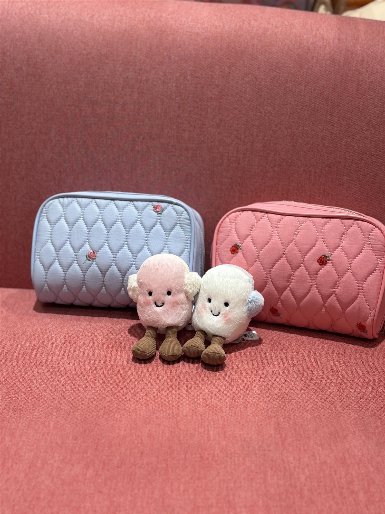 SUI AVA Bobbie Make up bag Light Blue - Farmor Ingvarda