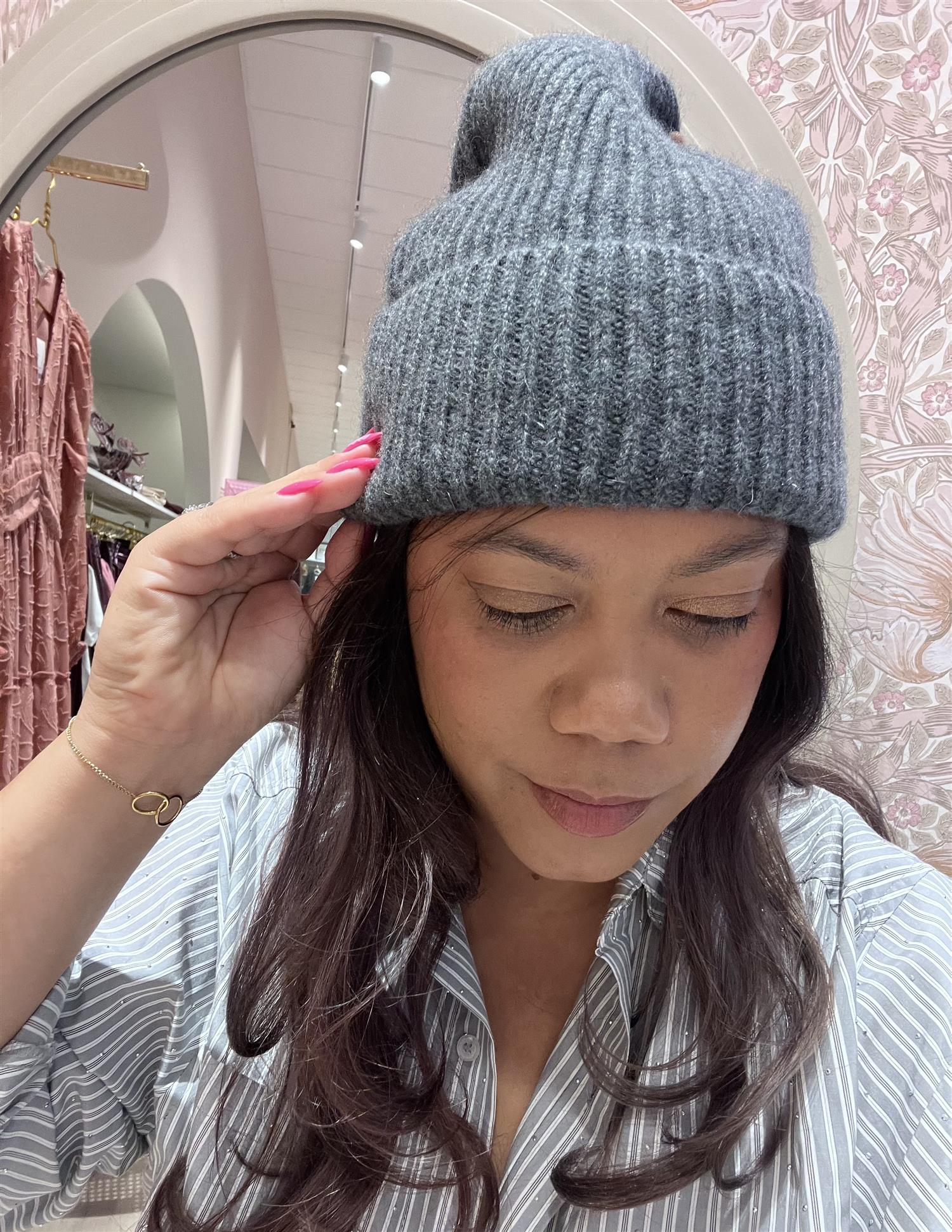SUI AVA Bobbie Cashmere Beanie Grey
