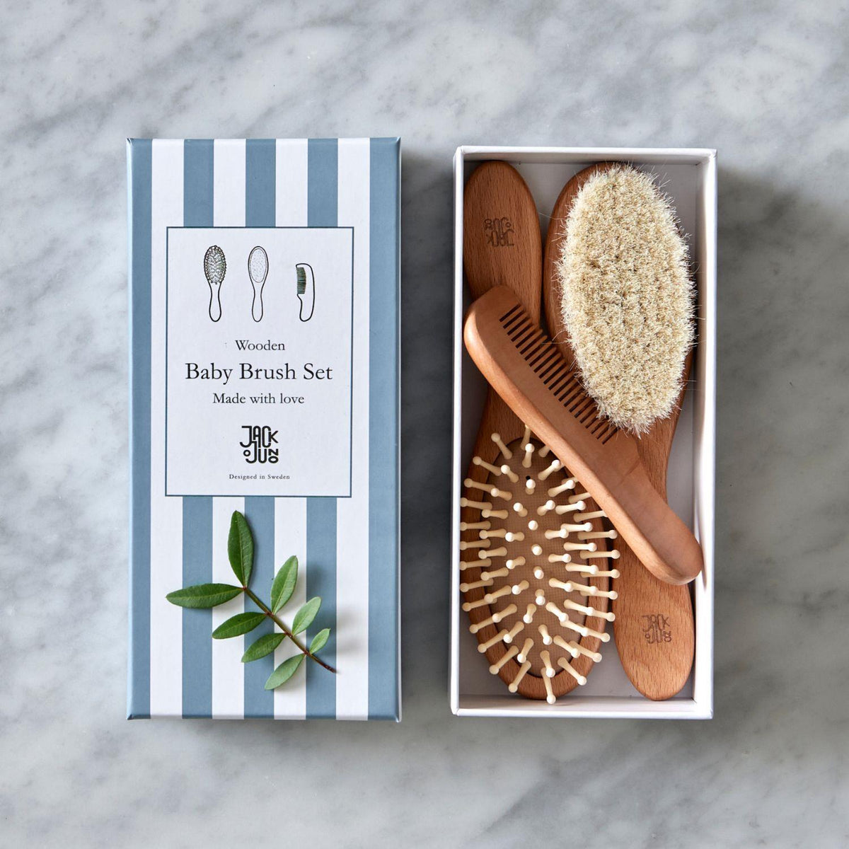 JACK o JUNO Wooden Baby Hairbrush Set