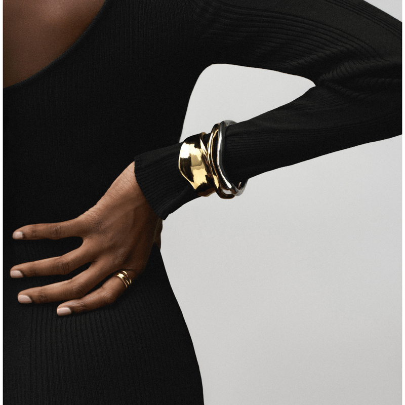 ORELIA Statement organic molten metal cuff gold - Farmor Ingvarda
