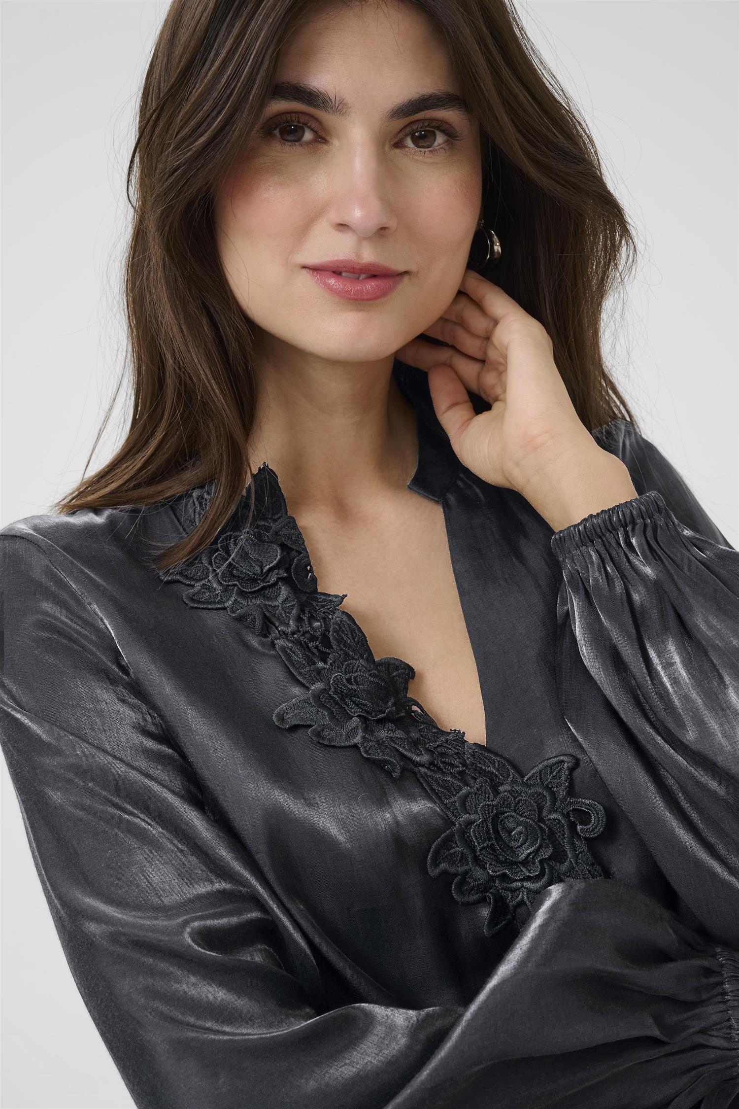 CULTURE Fiola Blouse Svart