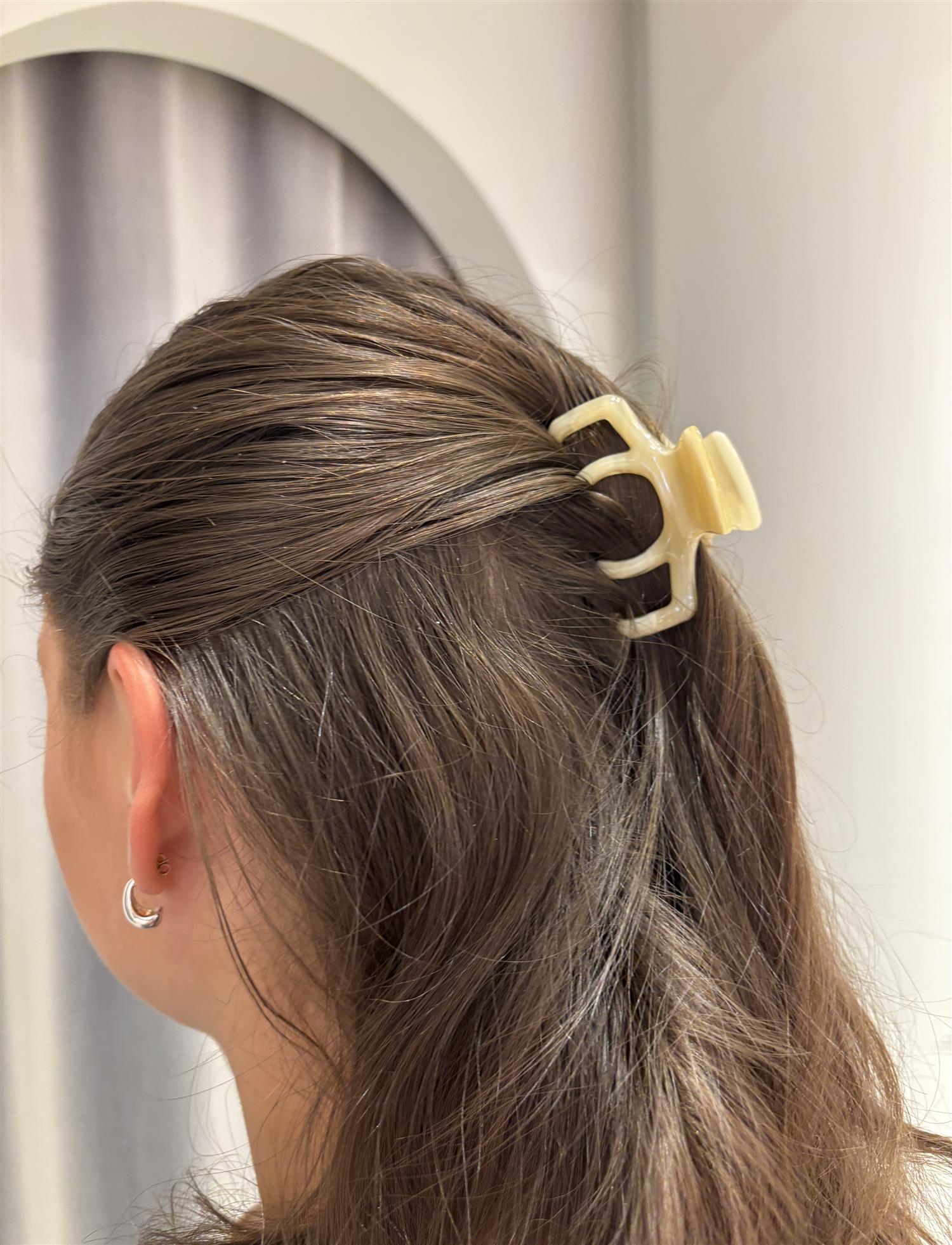 SUI AVA Josie Birch Mini Hair Claw