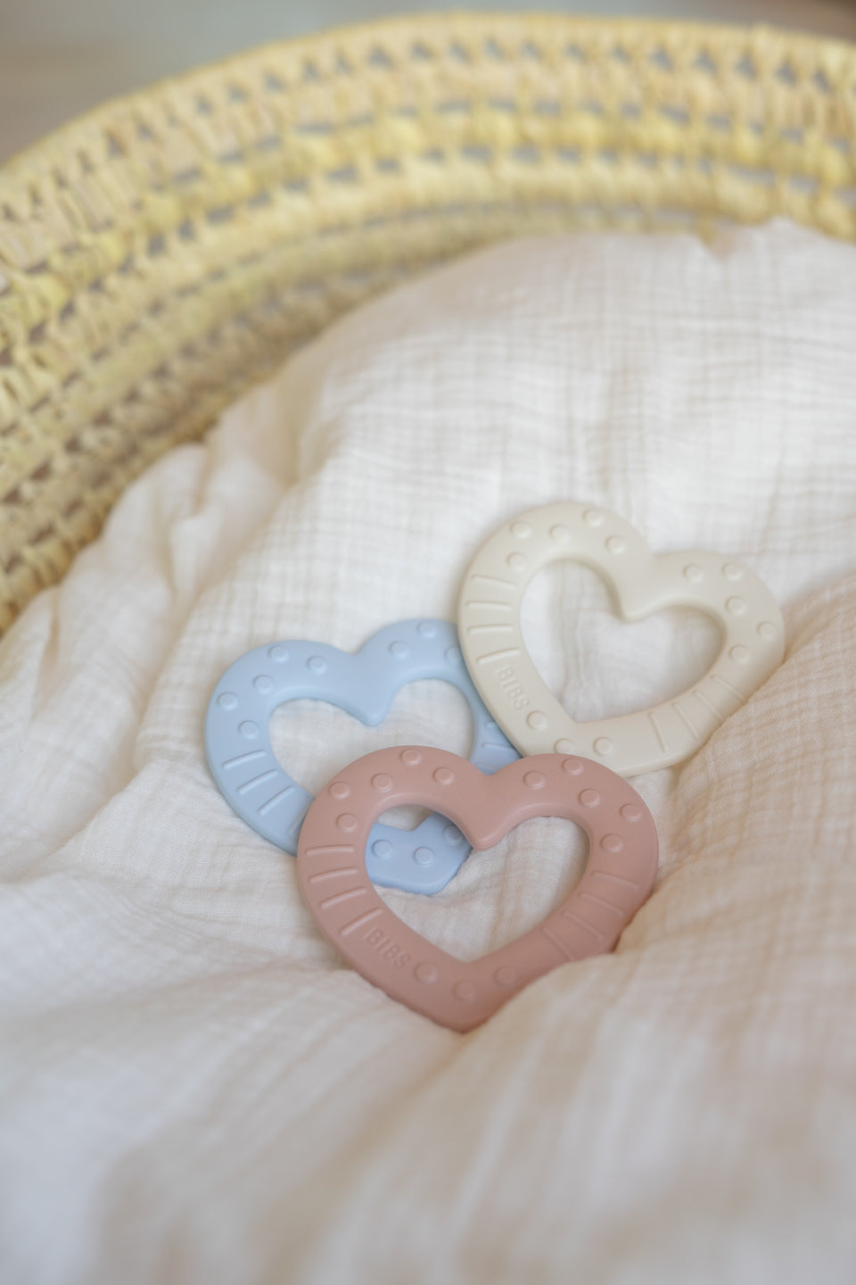 BIBS Baby Bitie Heart Rosa - Farmor Ingvarda