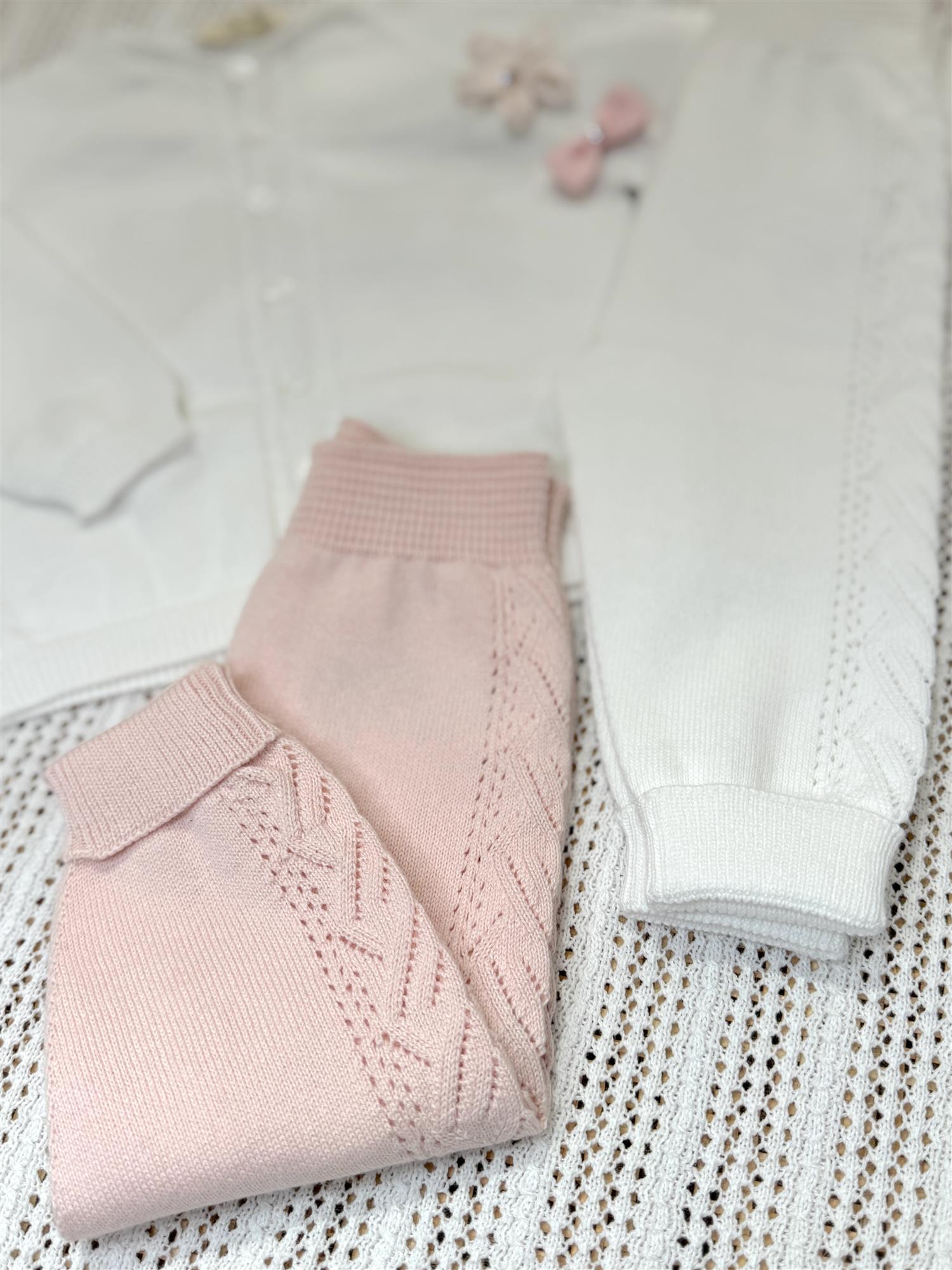 WEDOBLE Strikket bukse m/heklemønster Rosa