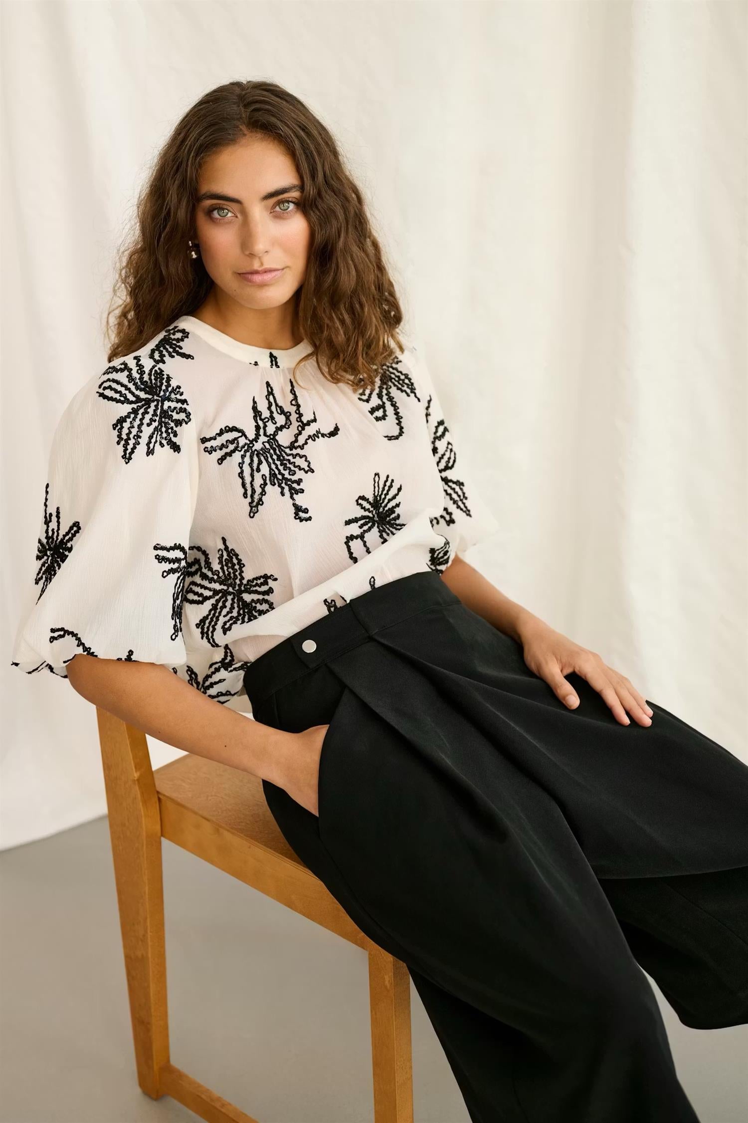 CULTURE Bisera Blouse - Farmor Ingvarda