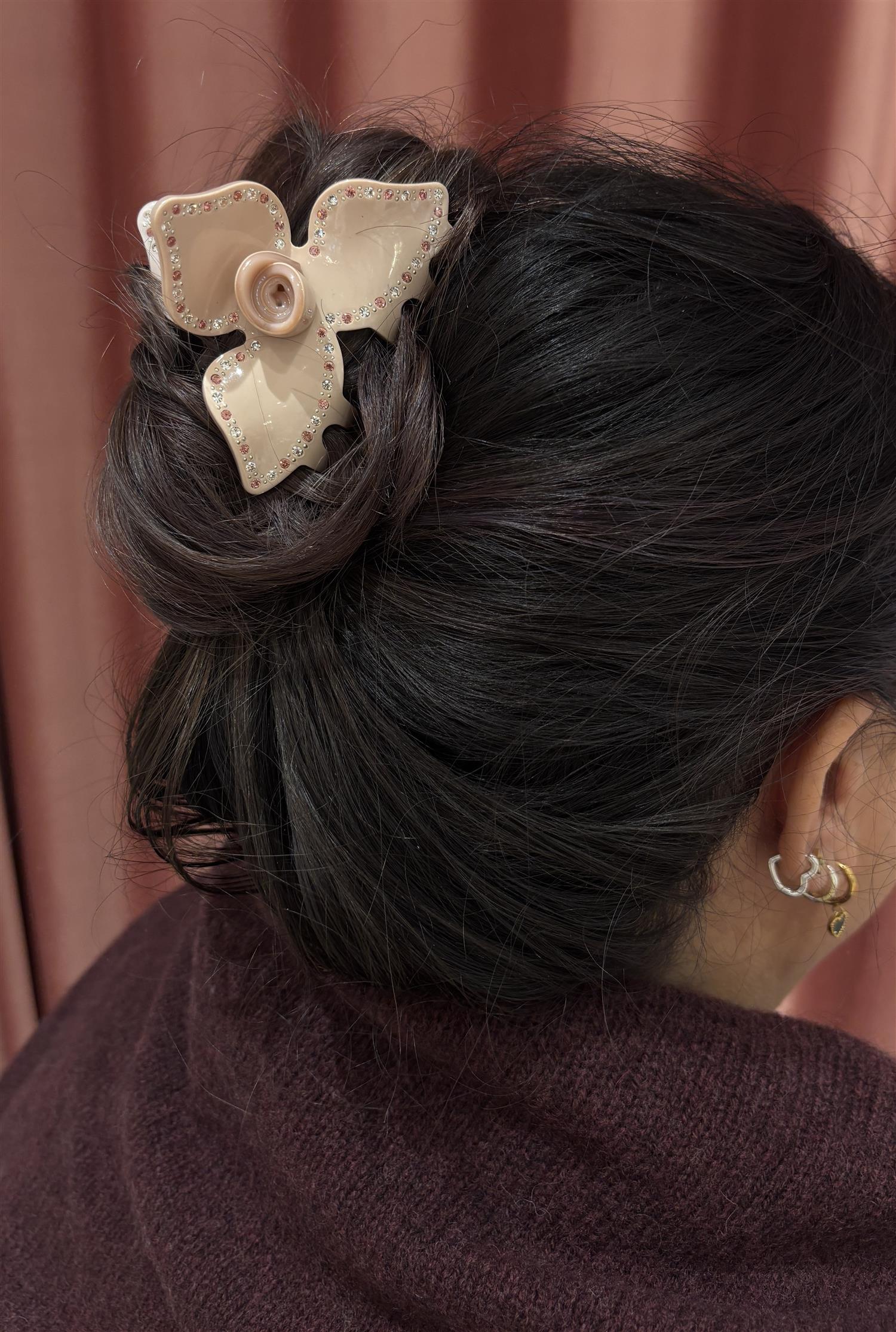 SUI AVA Polly Harvest Middle Hair Claw Pink