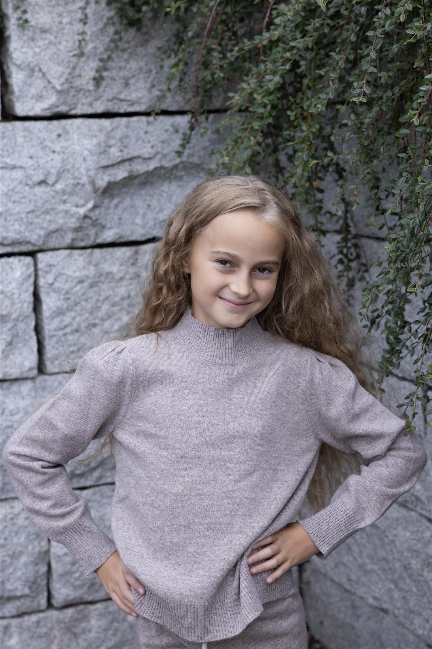 VILJE OG VE Adelyn Strikket Genser,Ull Taupe