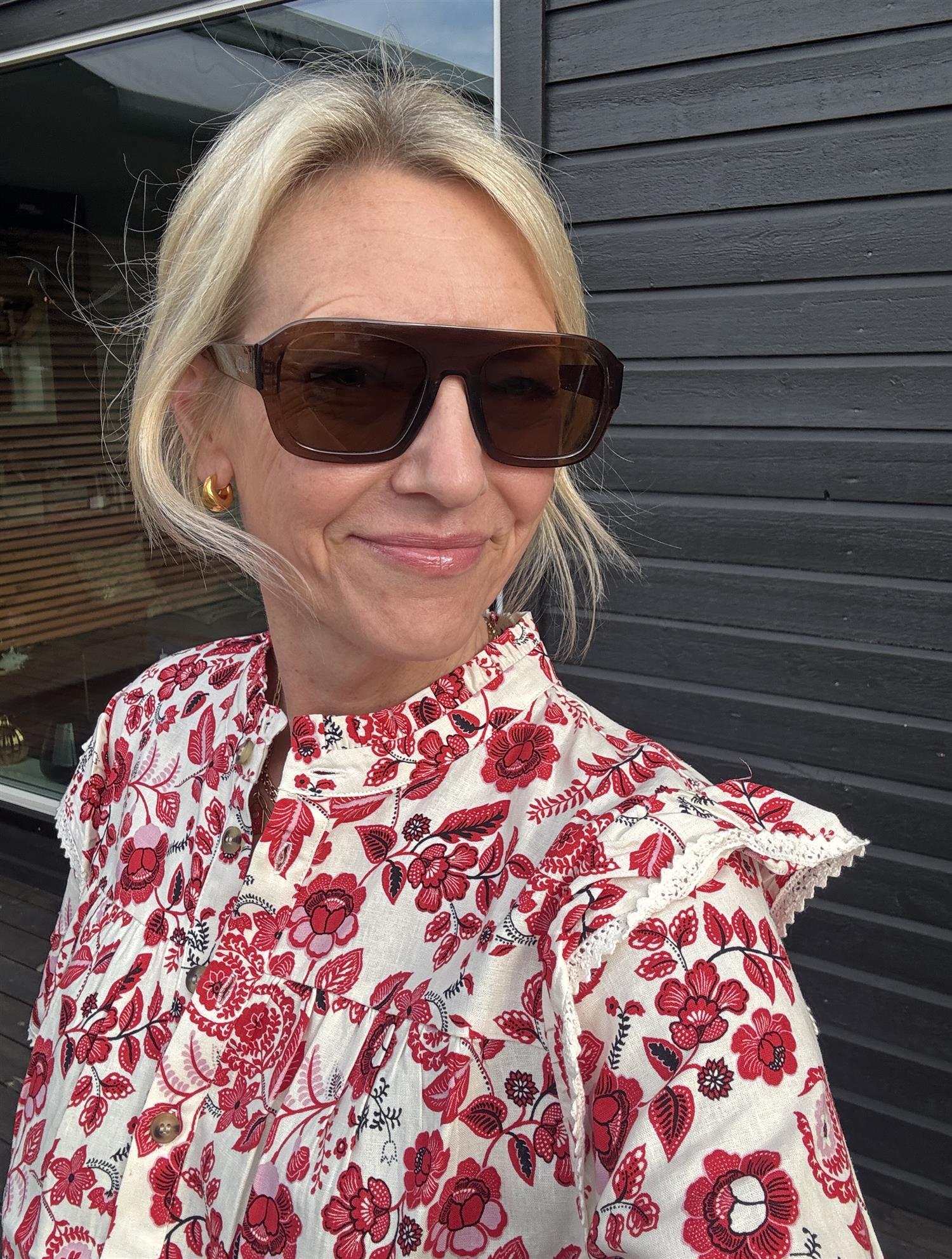 ATELIER RÊVE Iranna Short Sleeve Blouse Rød