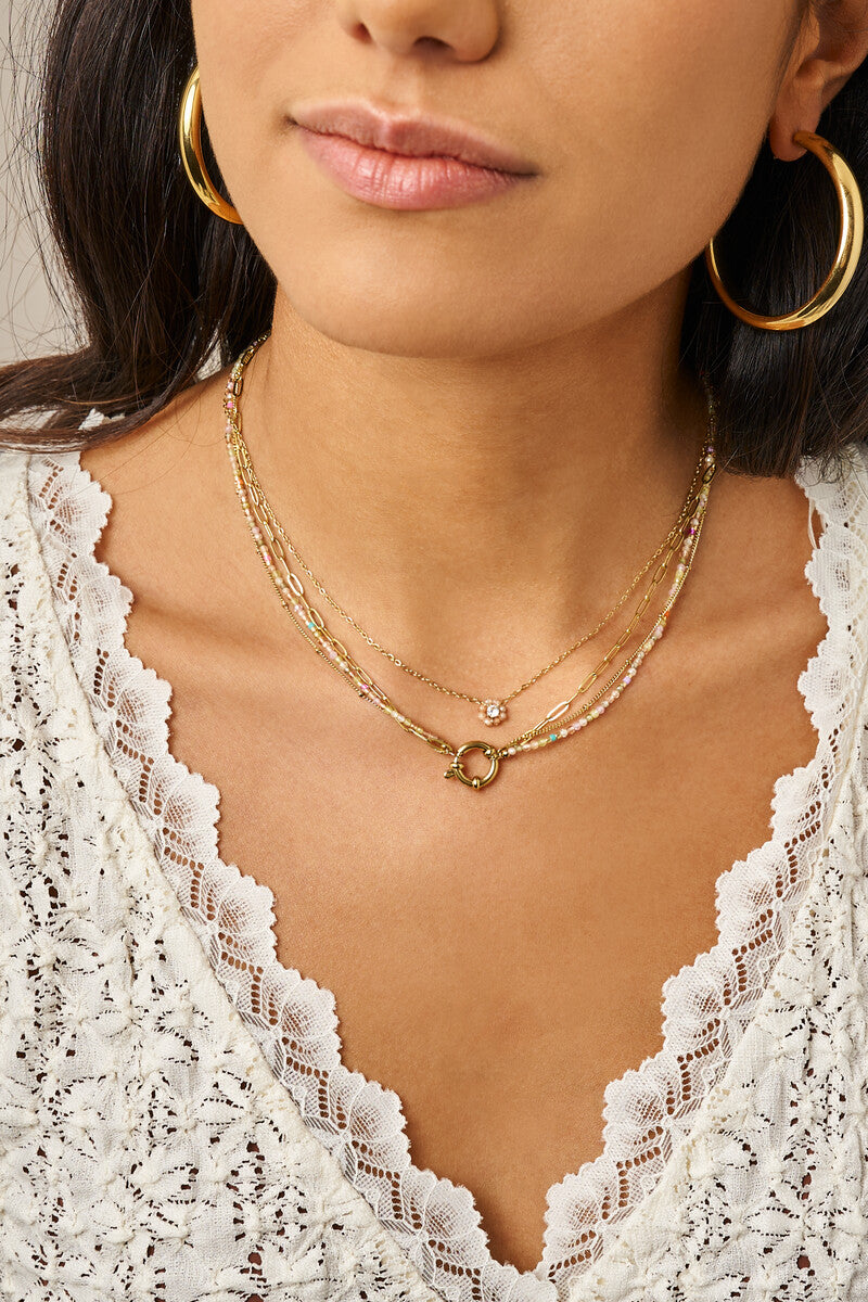 MY JEWELLERY Botanical necklace with small beige rhinestone flower - Farmor Ingvarda