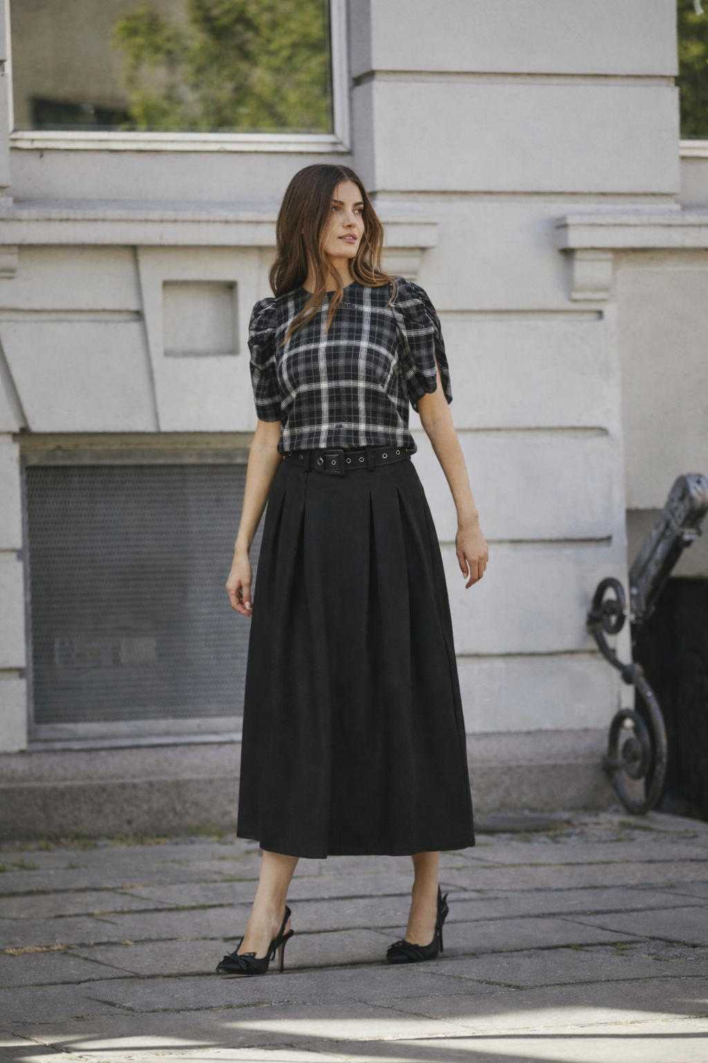 CO´ COUTURE Luna Belt Midi Pleat Skirt