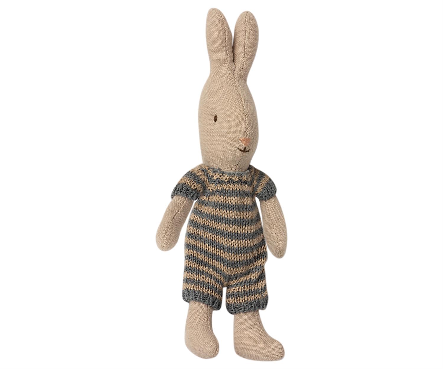 MAILEG Rabbit,Micro,Blue suit Mellomblå