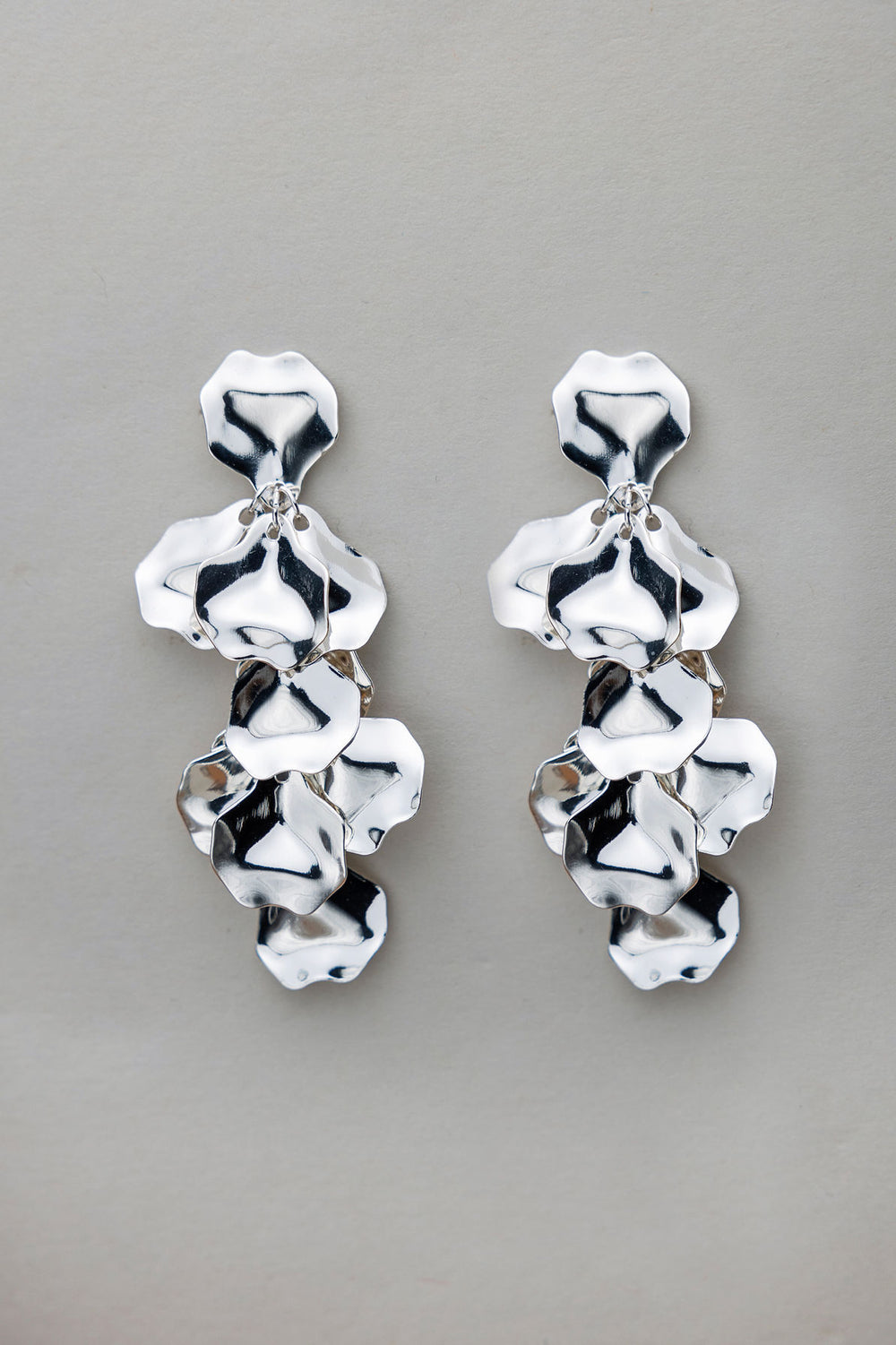 BOW 19 Leaf Earrings Mini Silver