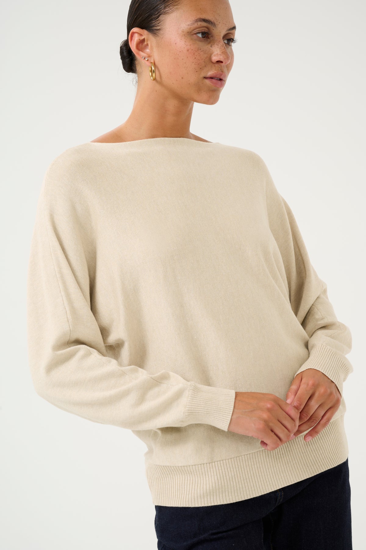 CULTURE Annemarie Batwing Jumper Sand