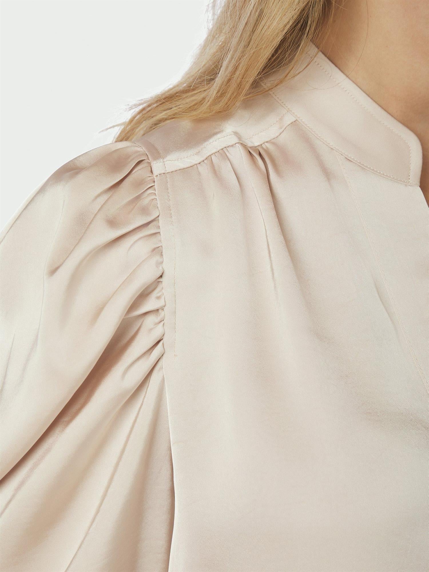 NEO NOIR Roella Heavy Sateen Blouse