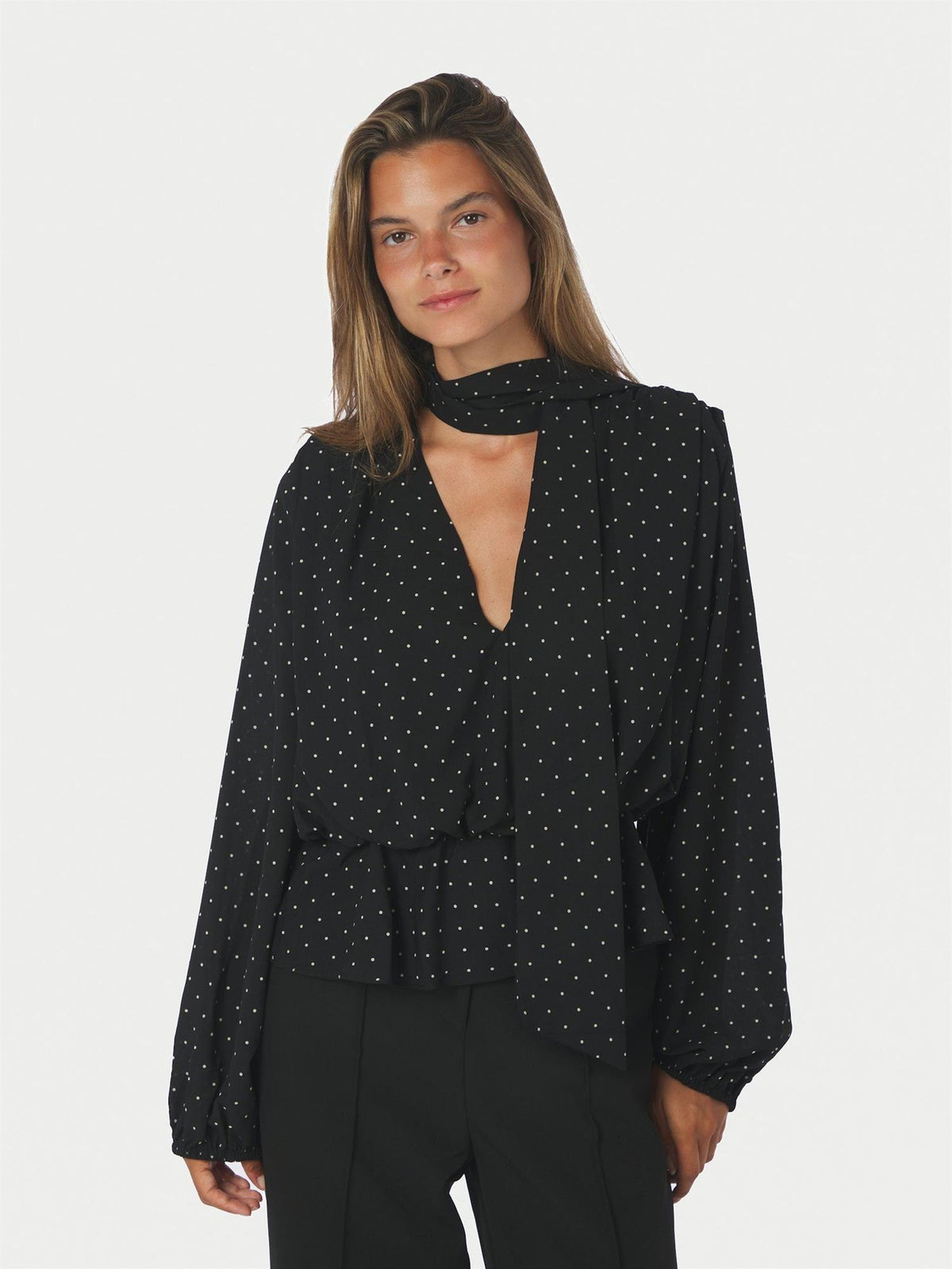 NEO NOIR Ettalie Dot Blouse