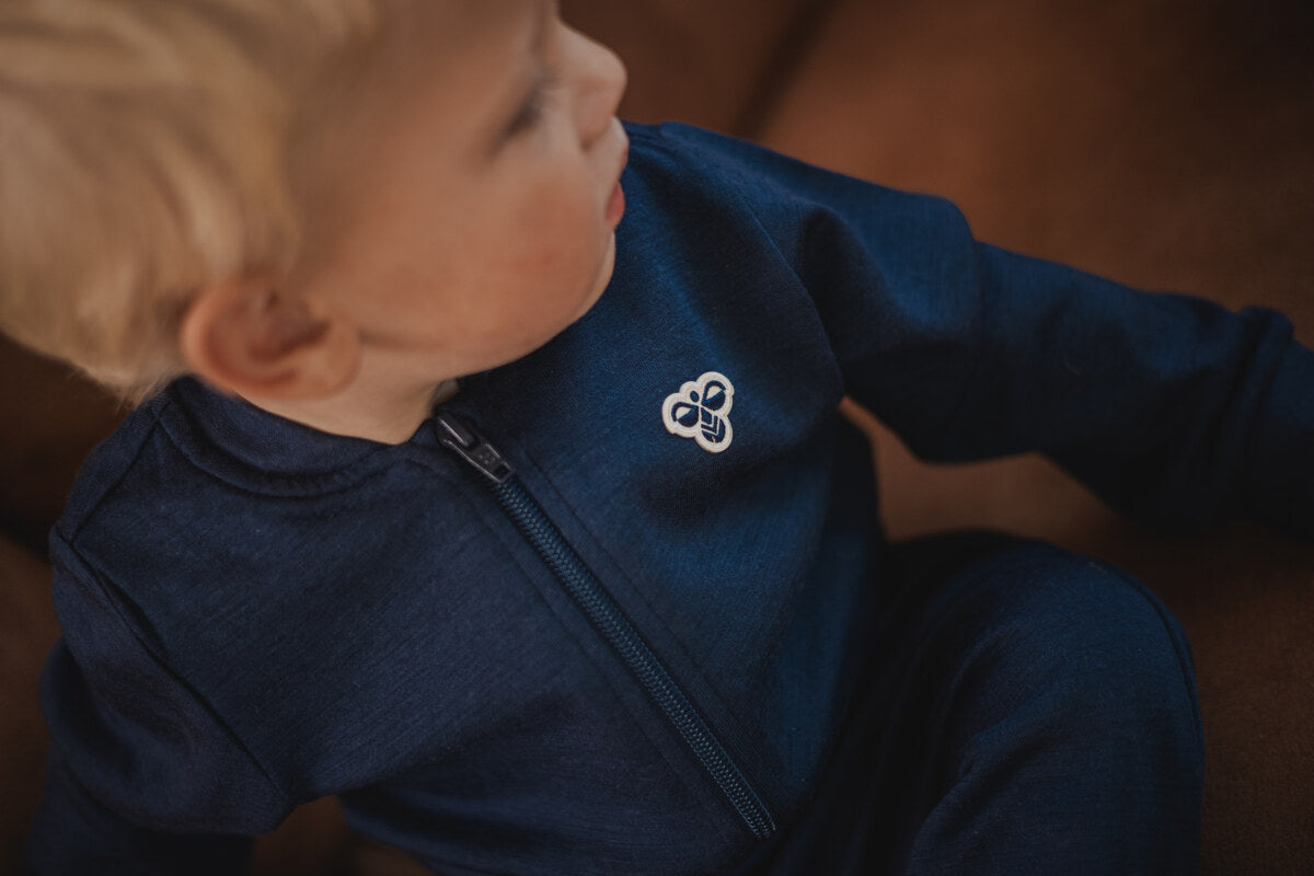 HUMMEL 4-14ÅR Ulljakke Bee Dress Blues - Farmor Ingvarda