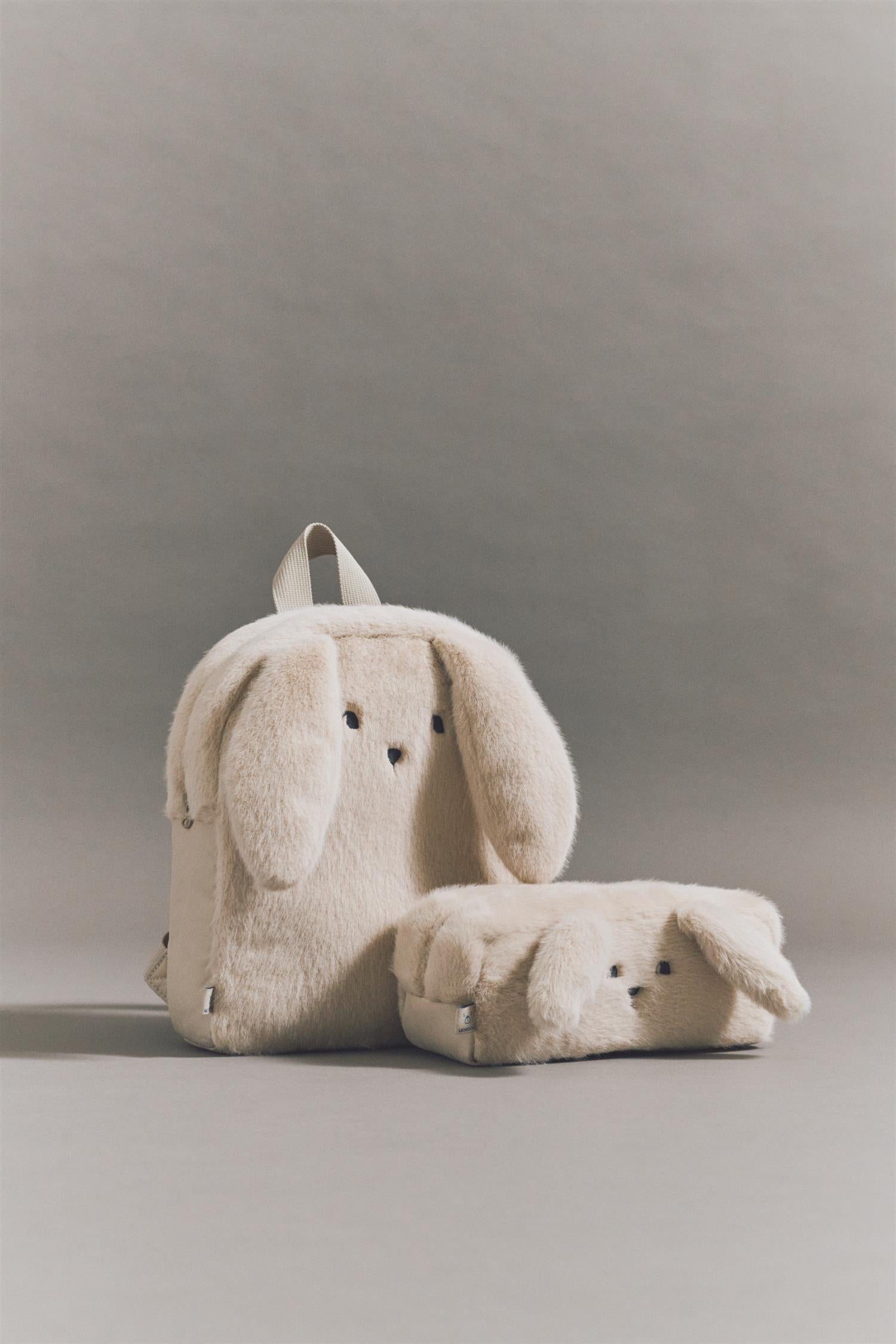 LIEWOOD Beno Rabbit Pencil Case Sand - Farmor Ingvarda