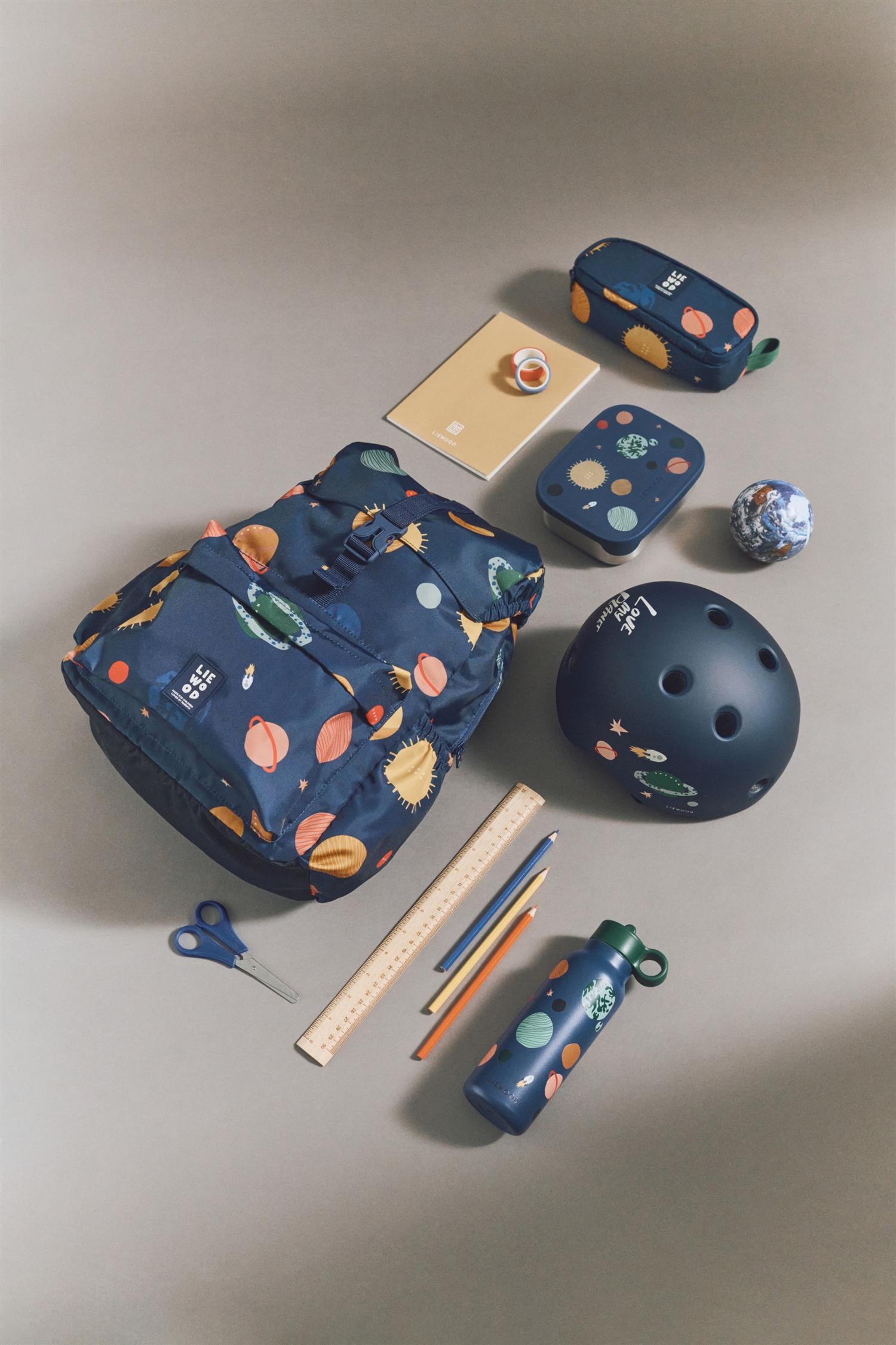 LIEWOOD Johnny School Backpack,Universe Blå - Farmor Ingvarda