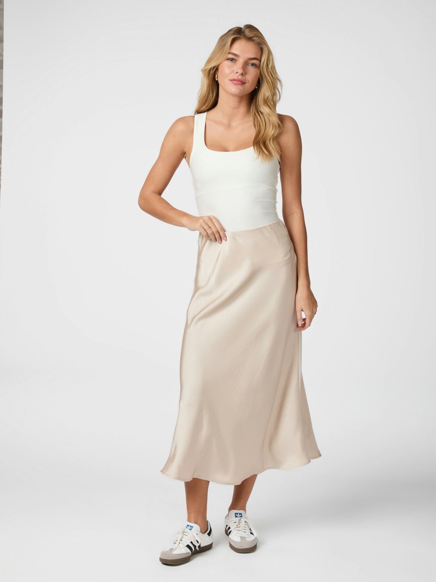NEO NOIR Bovary Skirt Champagne - Farmor Ingvarda