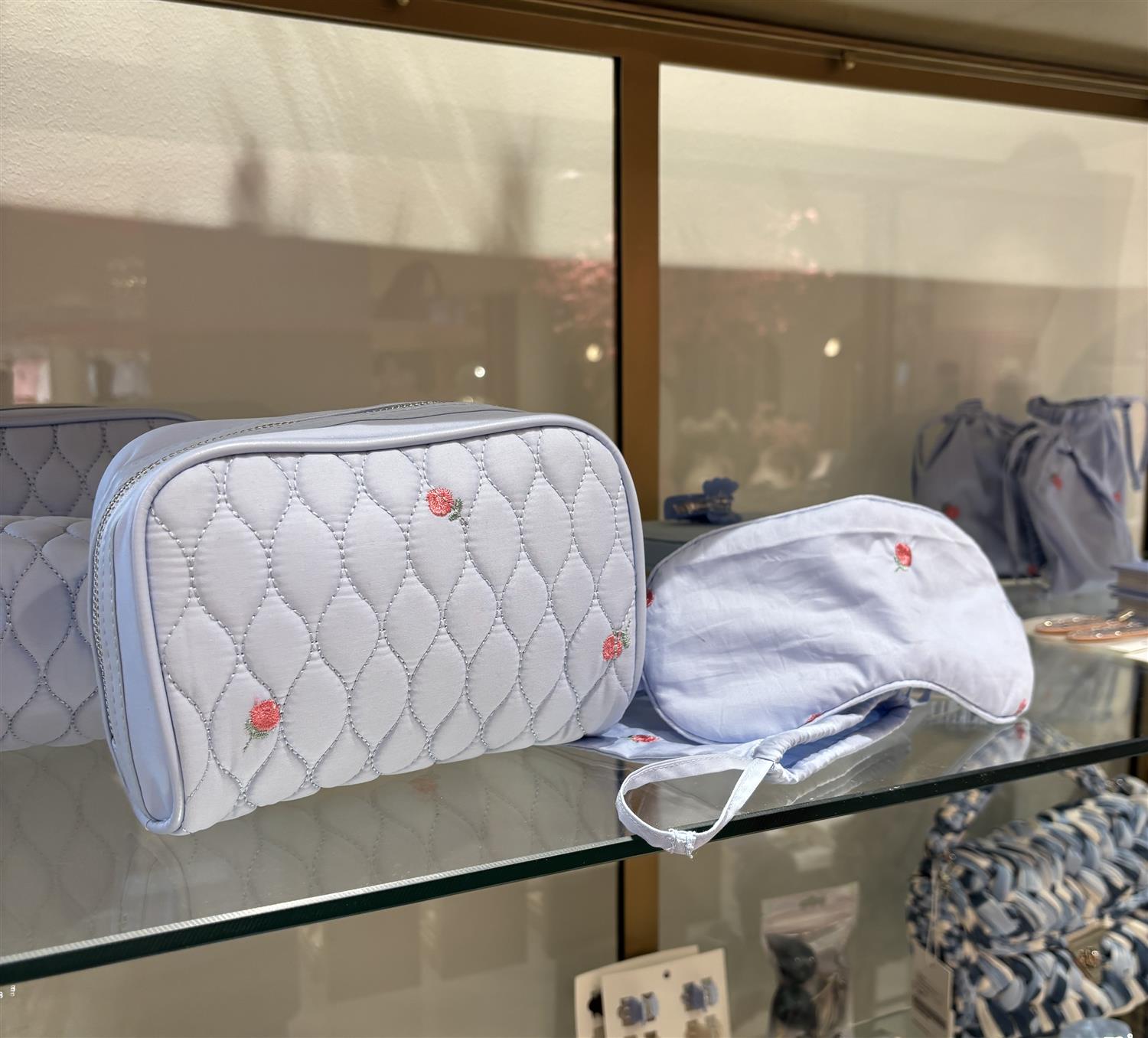 SUI AVA Bobbie Make up bag Light Blue - Farmor Ingvarda