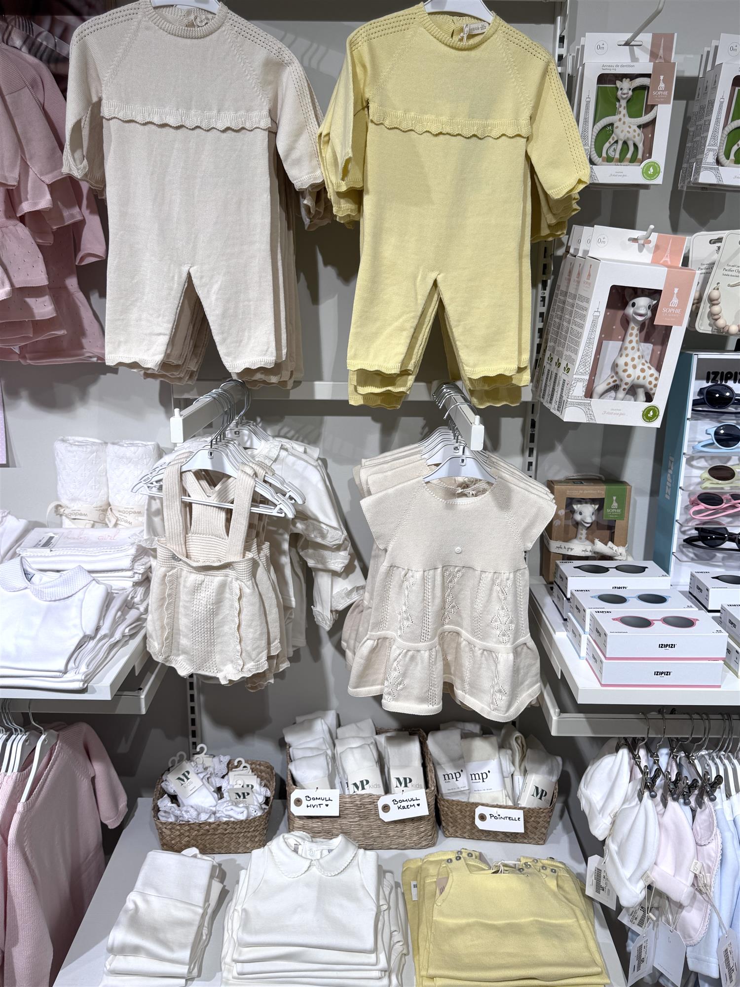 WEDOBLE Strikket Babydress Lysegul - Farmor Ingvarda