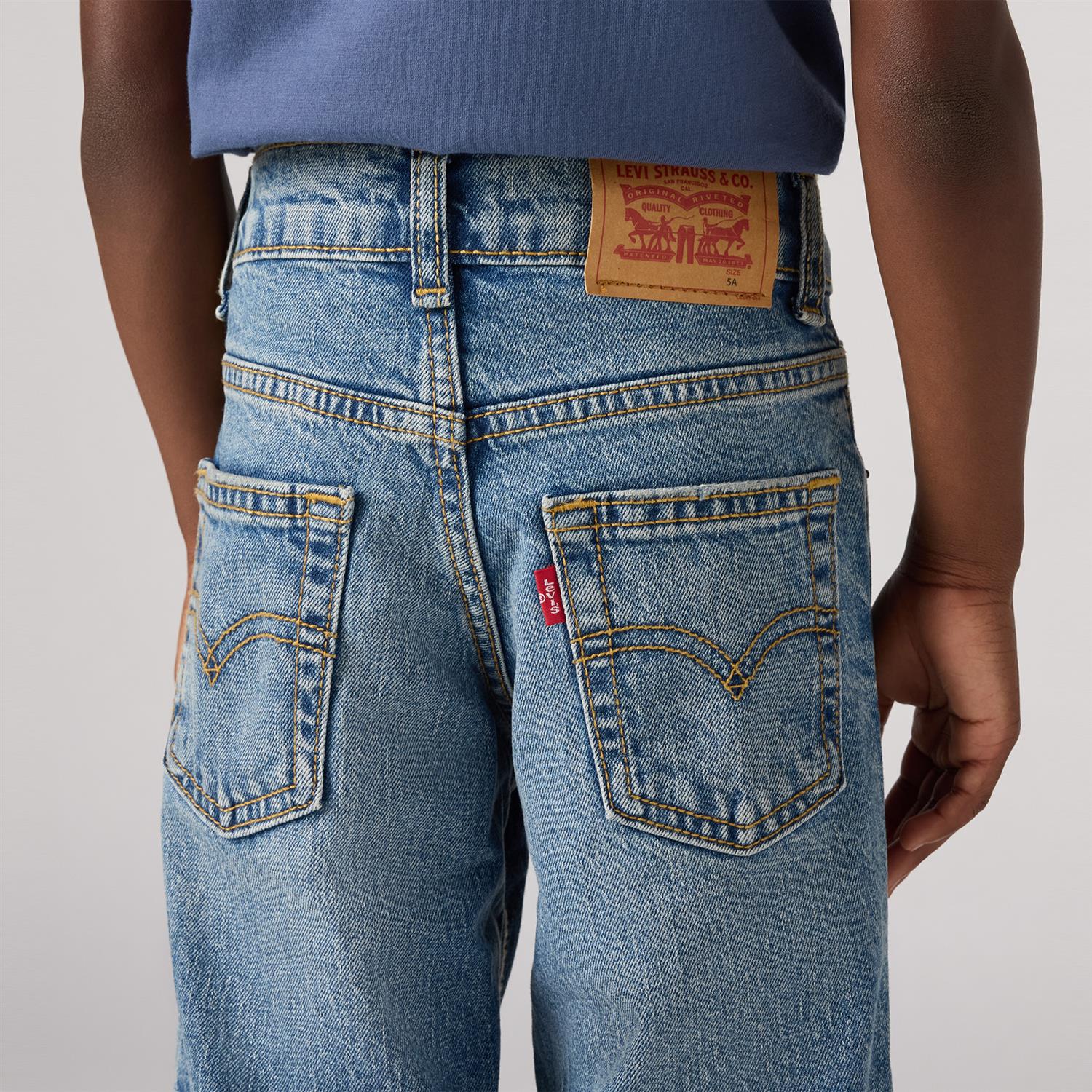 LEVIS Stay Loose Taper Jeans