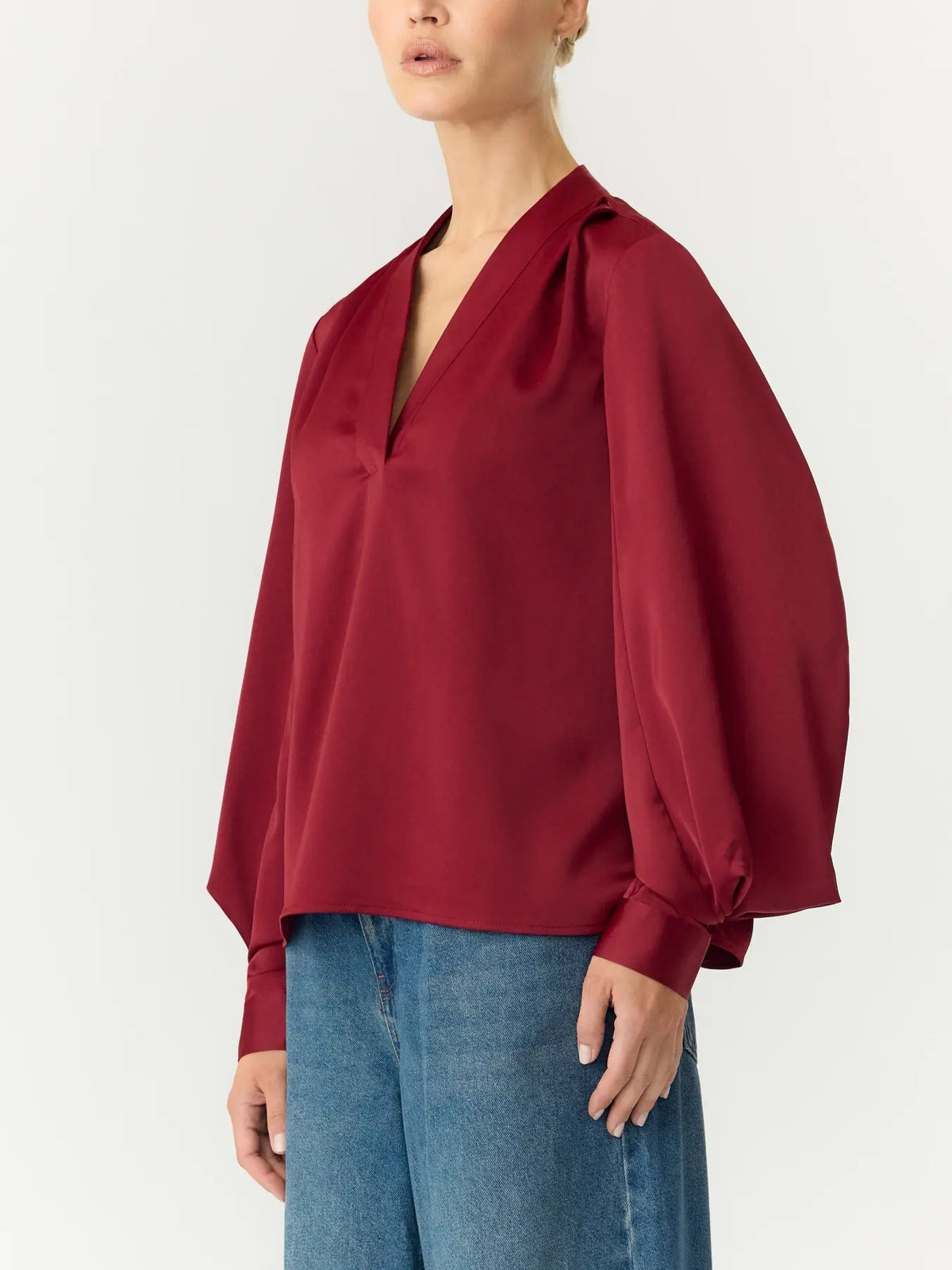 YAS Yaspella topp for dame i elegant design, vist forfra