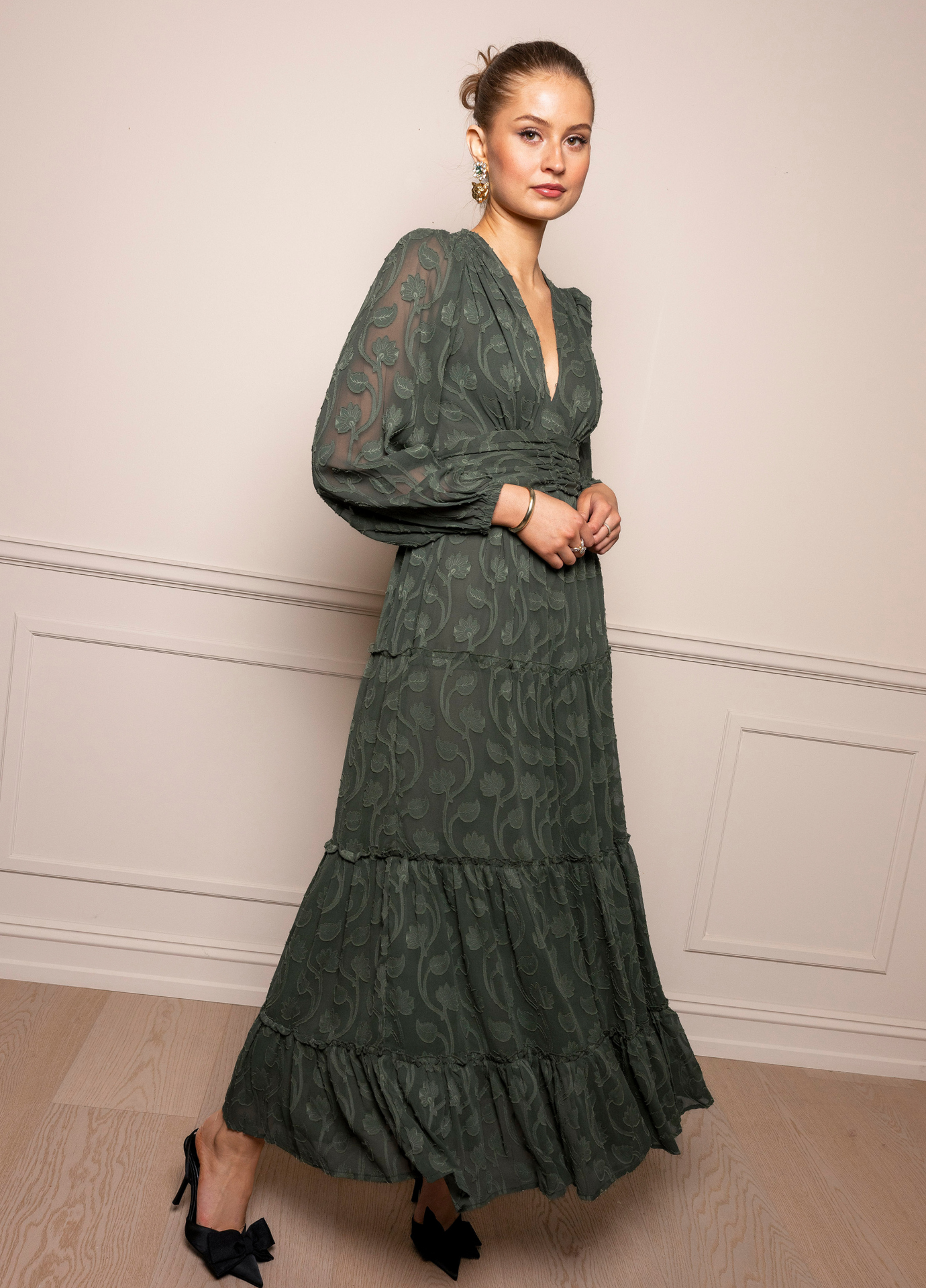 MISSMAYA Noor Maxi Dress Luxe Green
