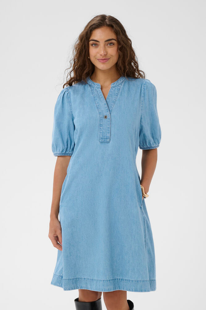 CULTURE Berteline Arpa SS Dress Light Blue