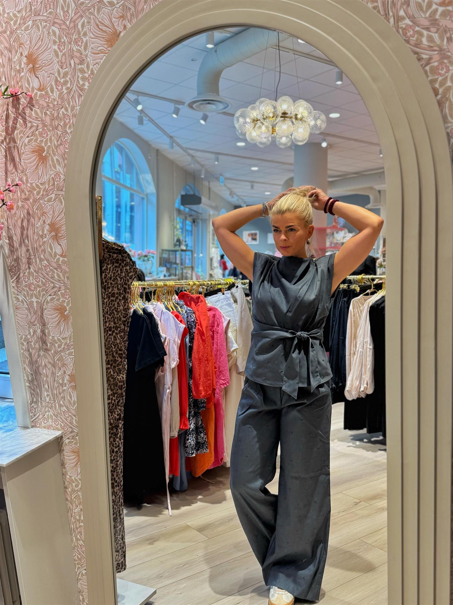 CO´ COUTURE Saga Pleat Top