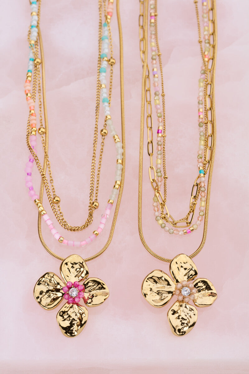 MY JEWELLERY Botanical necklace with flower and pink beads - Farmor Ingvarda