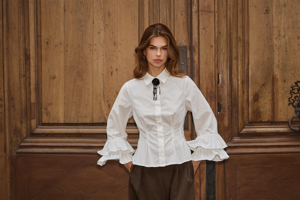 CO´ COUTURE Halen Flare Pleat Shirt