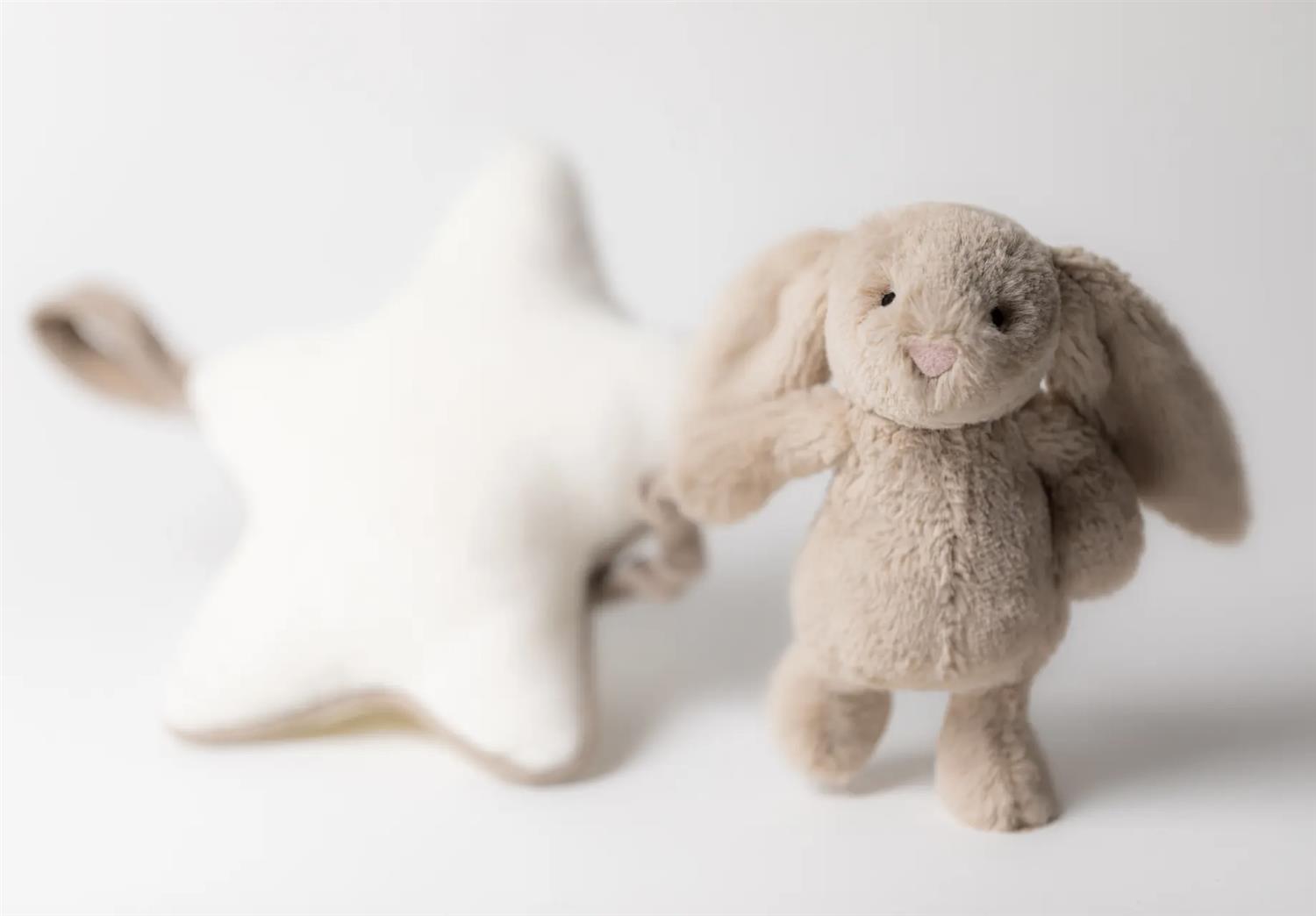 JELLYCAT Musical Pull Beige