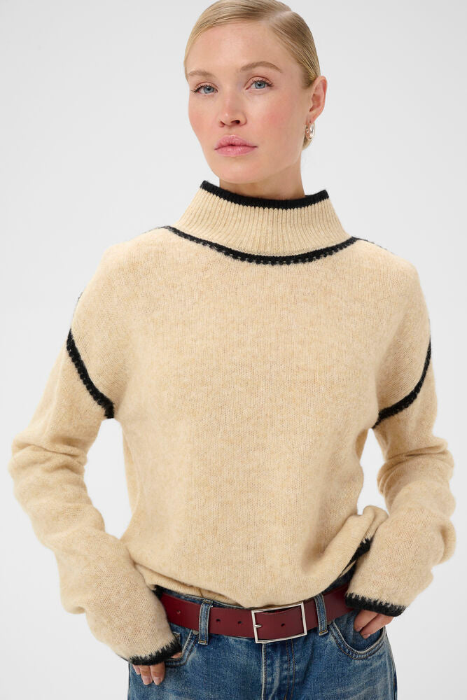 CULTURE Katarina Turtleneck