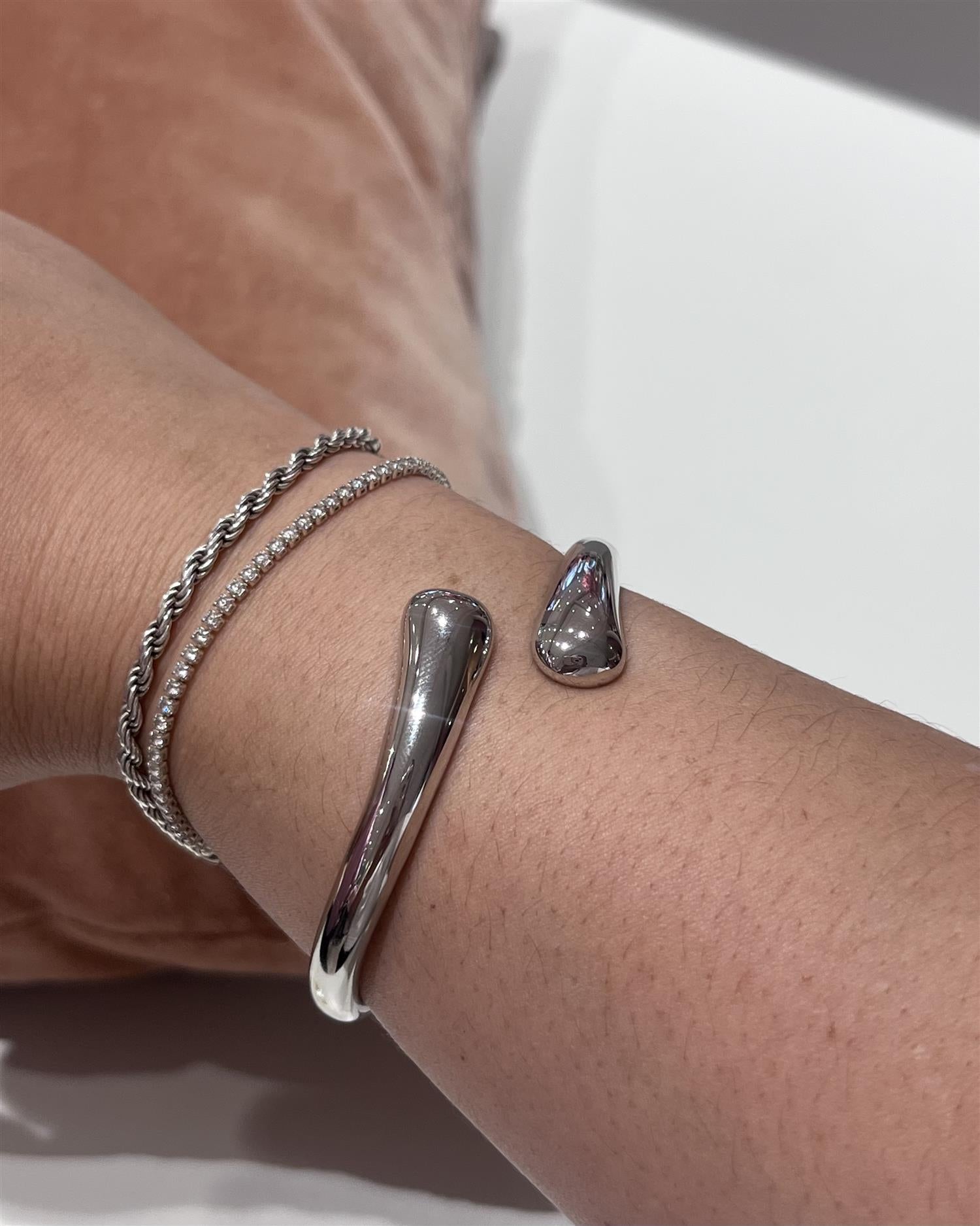 BOW 19 Twin Drop Bracelet Silver