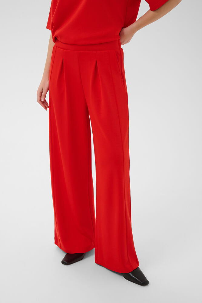 CULTURE Janna Chabrina Pants Red