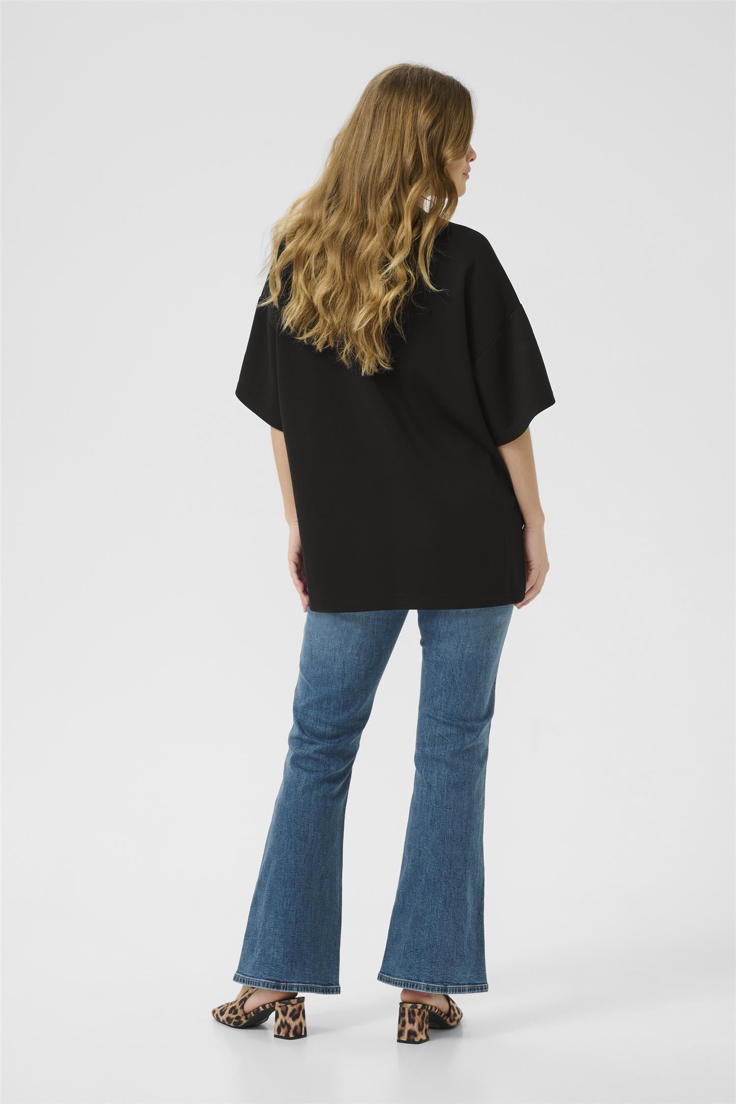 CULTURE Alwine Chabrina Oversized T-shirt Svart