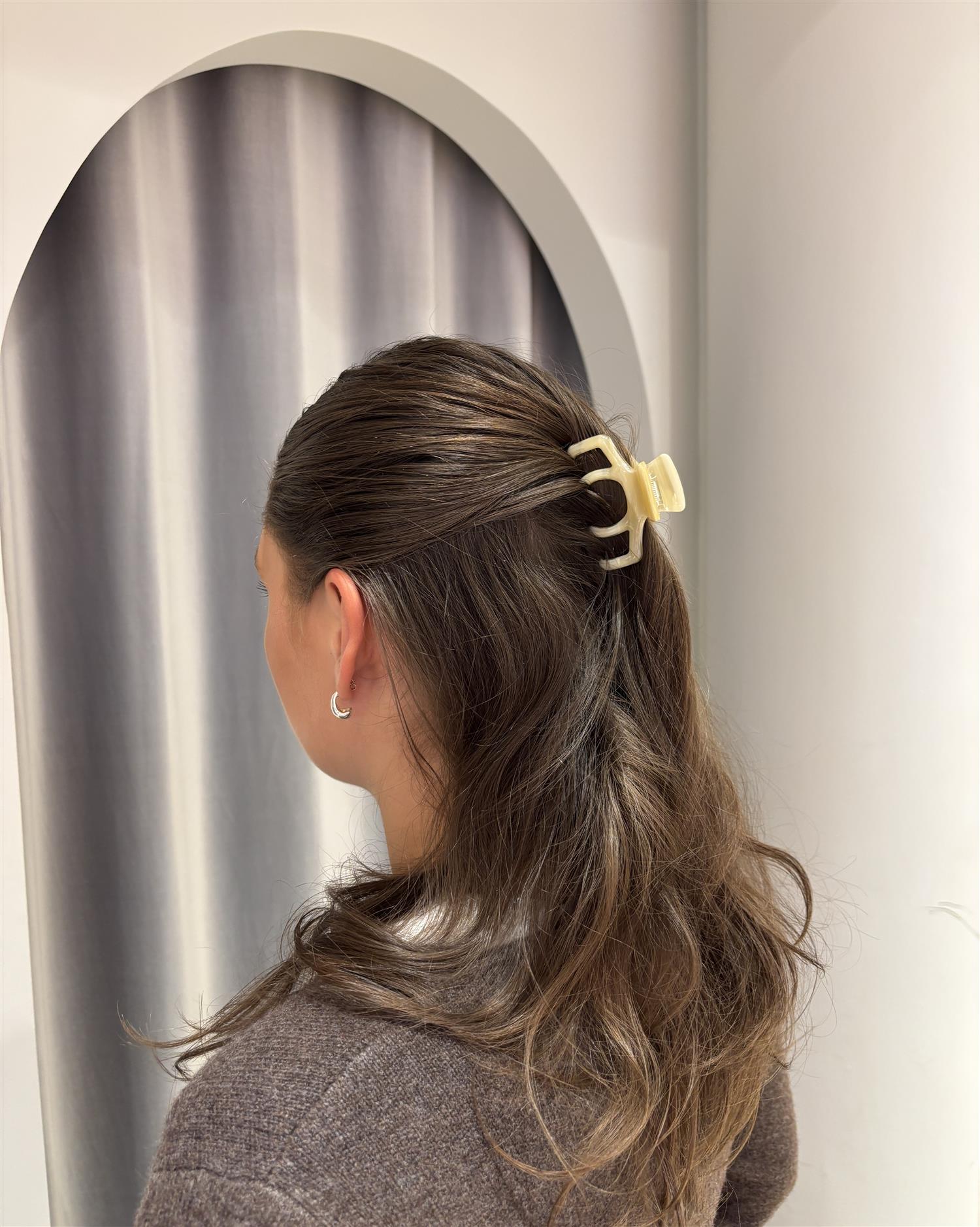 SUI AVA Josie Birch Mini Hair Claw