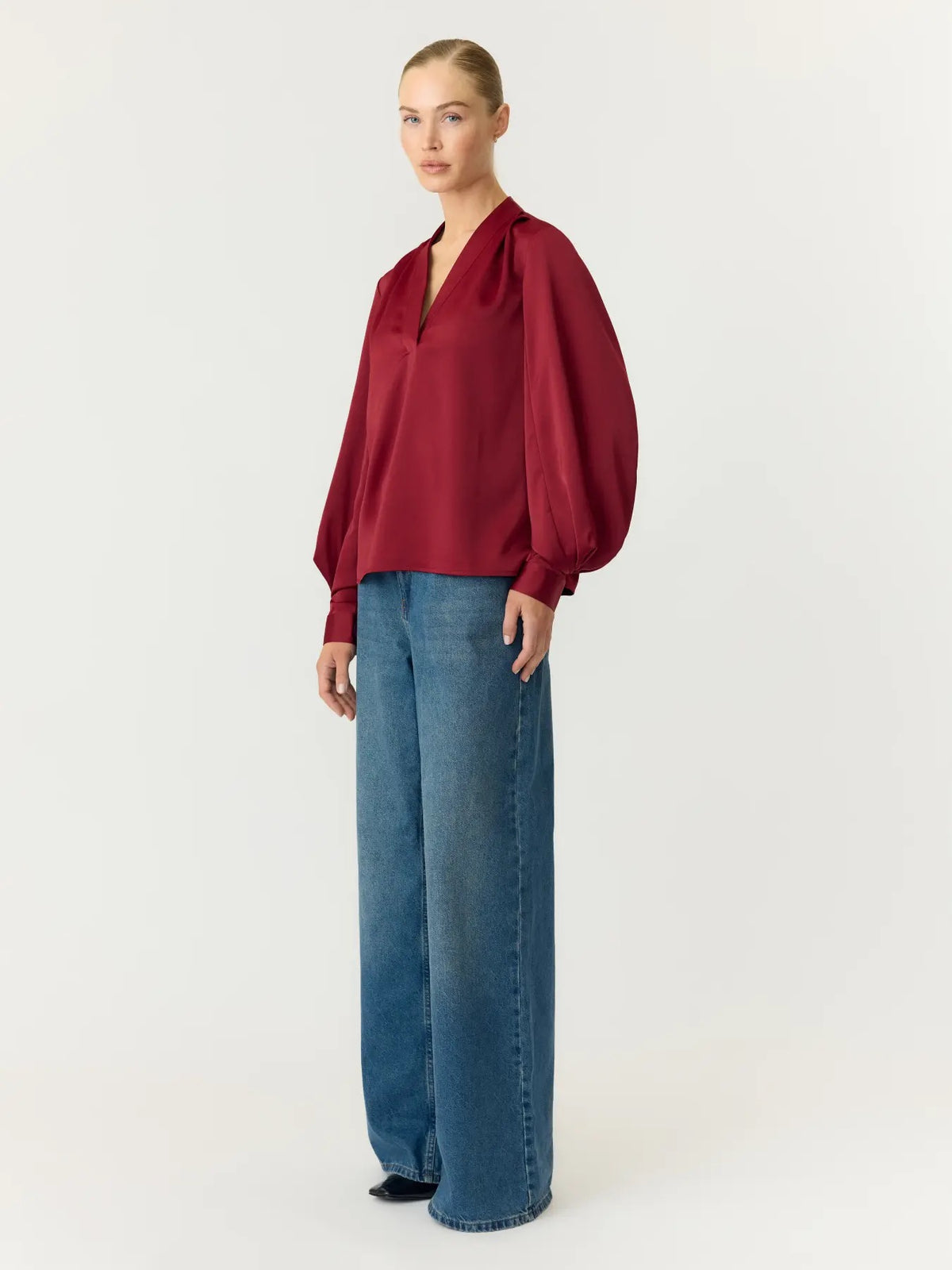 YAS Yaspella topp for dame, elegant design med lange ermer i ensfarget stoff