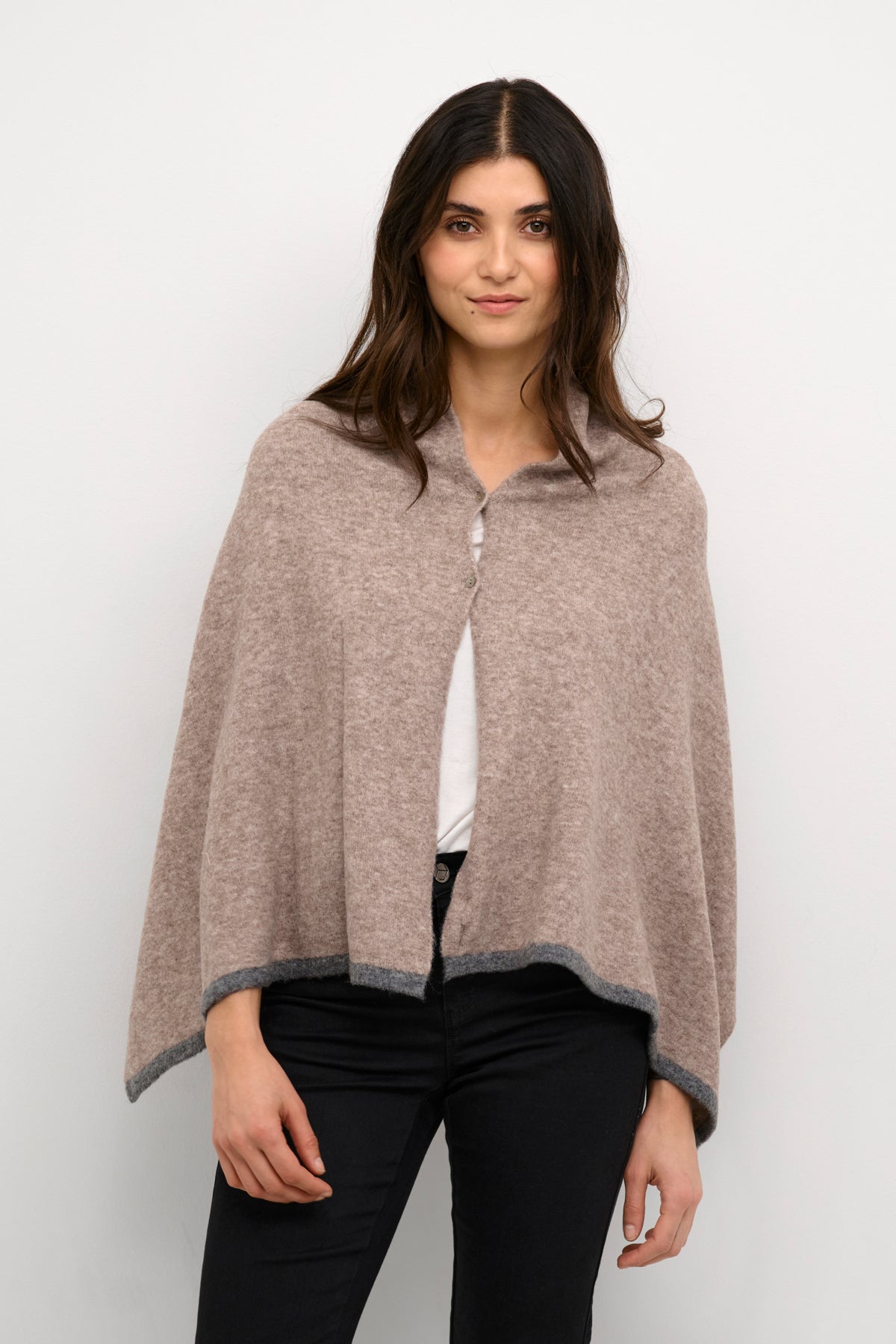 CULTURE Mag Poncho Scarf Beige