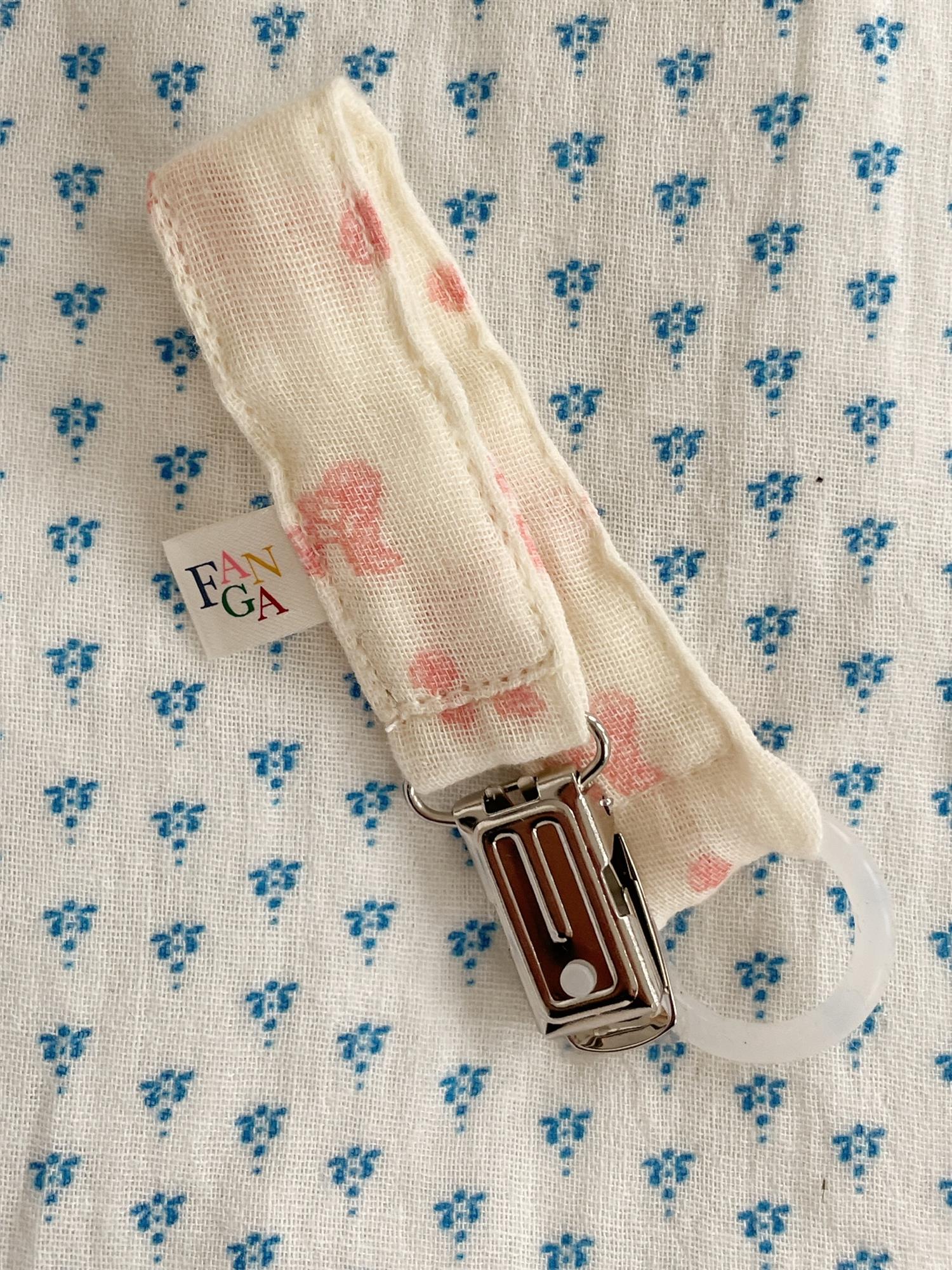 FANGA FONTANA by Konges Sløjd Ven Pacifier Strap Krem/Rosa - Farmor Ingvarda