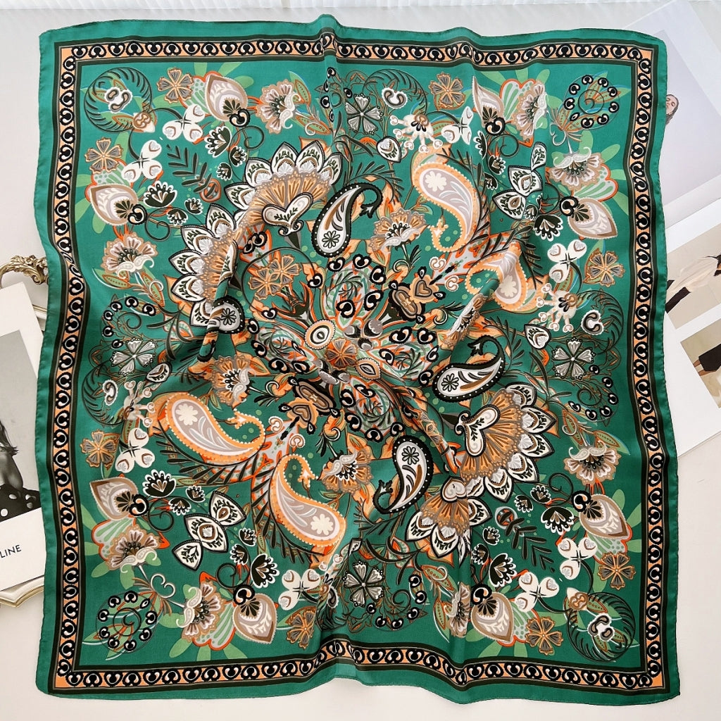 ENDLESS Bandana scarf Grønn
