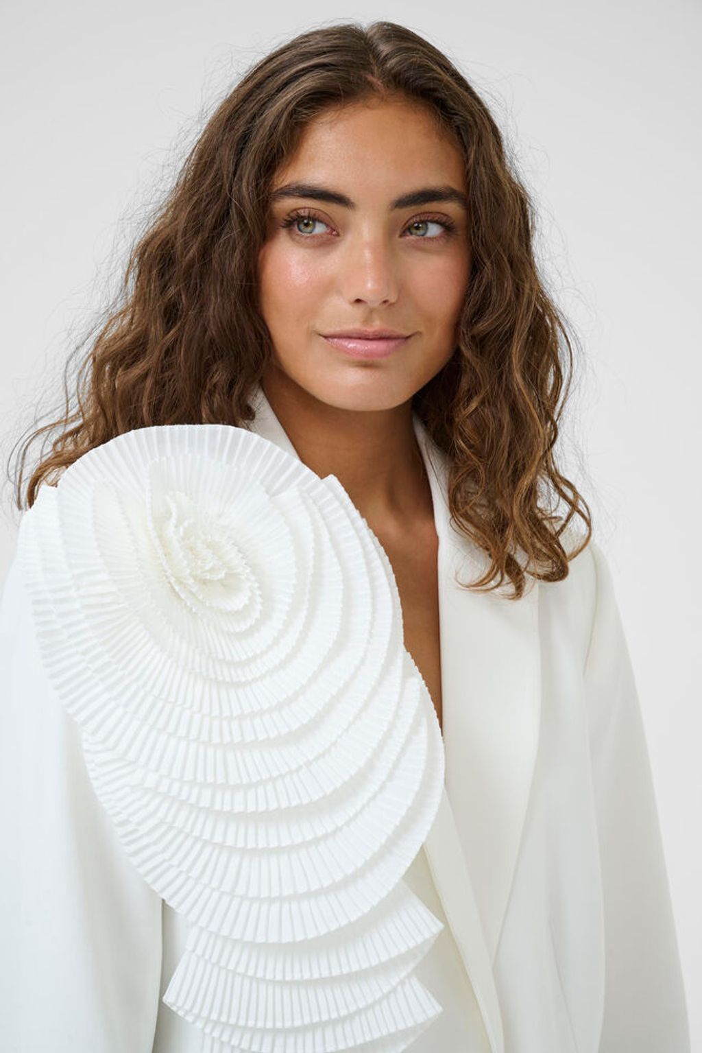 CULTURE Yala Collina Blazer White - Farmor Ingvarda