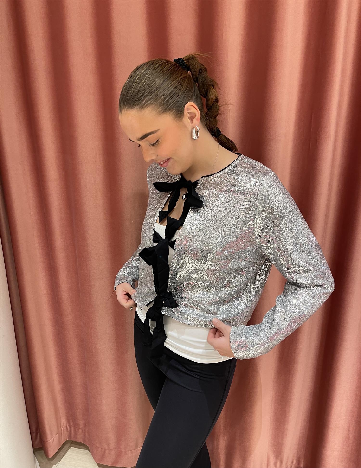 CO´ COUTURE Stevie Sequin Bow Blouse Sølv